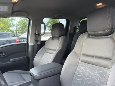 2025 Nissan Frontier Crew Cab SV 4x4