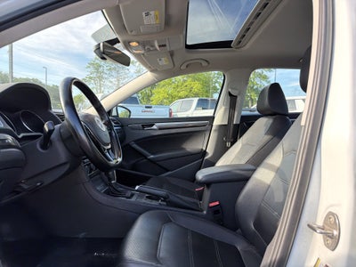 2016 Volkswagen Passat 1.8T SE