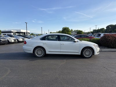 2016 Volkswagen Passat 1.8T SE