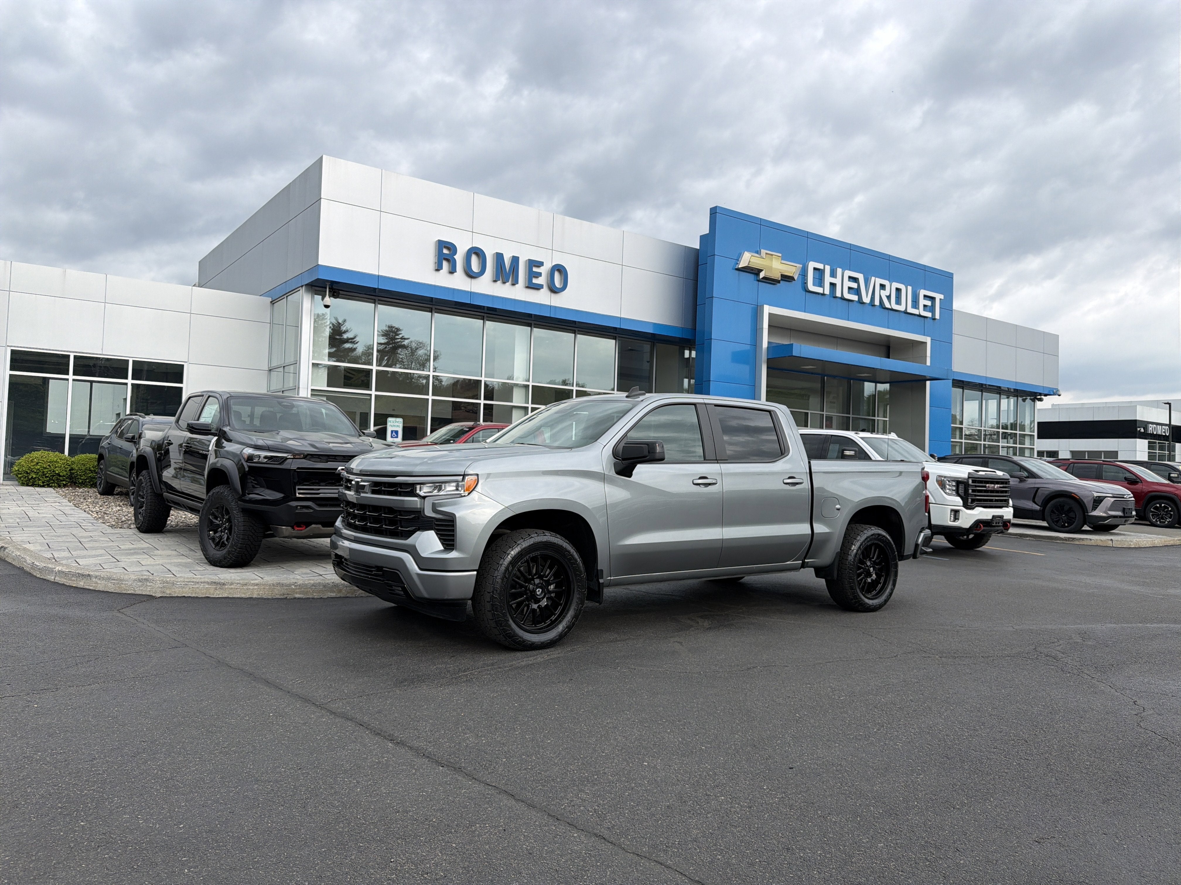 2023 Chevrolet Silverado 1500 RST