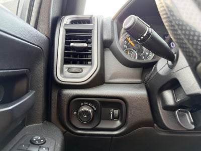 2021 RAM 3500 Tradesman Crew Cab 4x4 8' Box