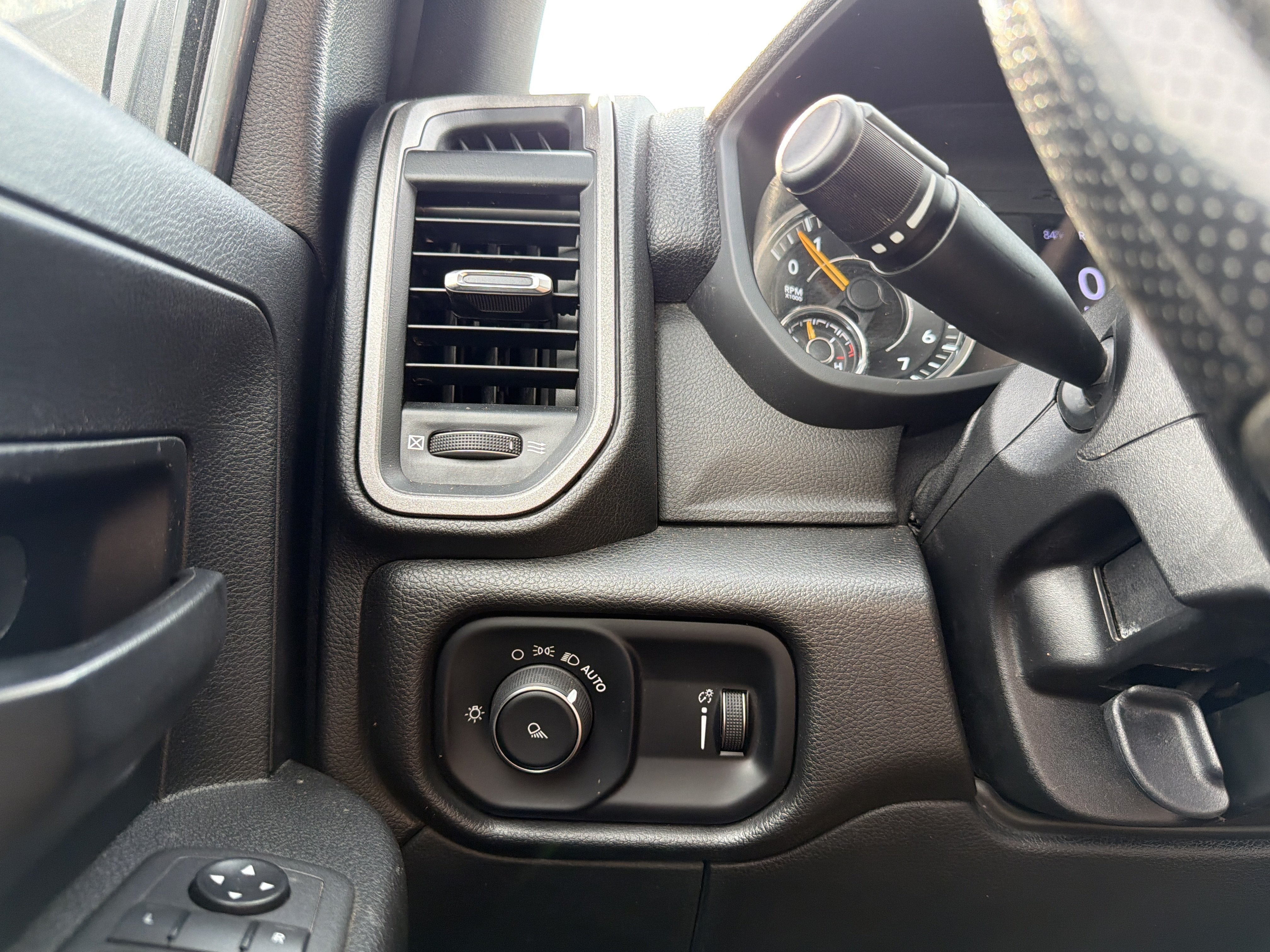 2021 RAM 3500 Tradesman Crew Cab 4x4 8' Box