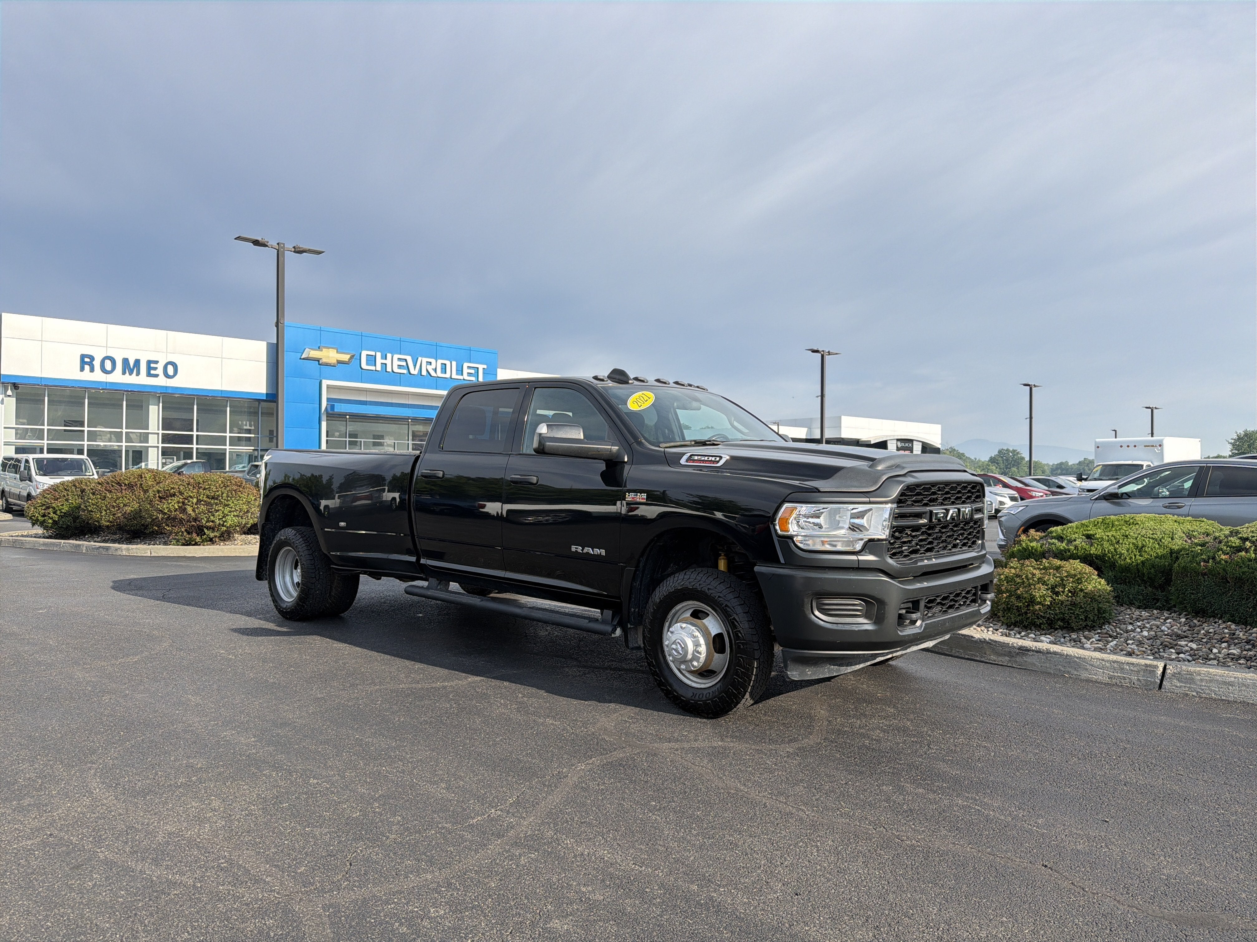 2021 RAM 3500 Tradesman Crew Cab 4x4 8' Box