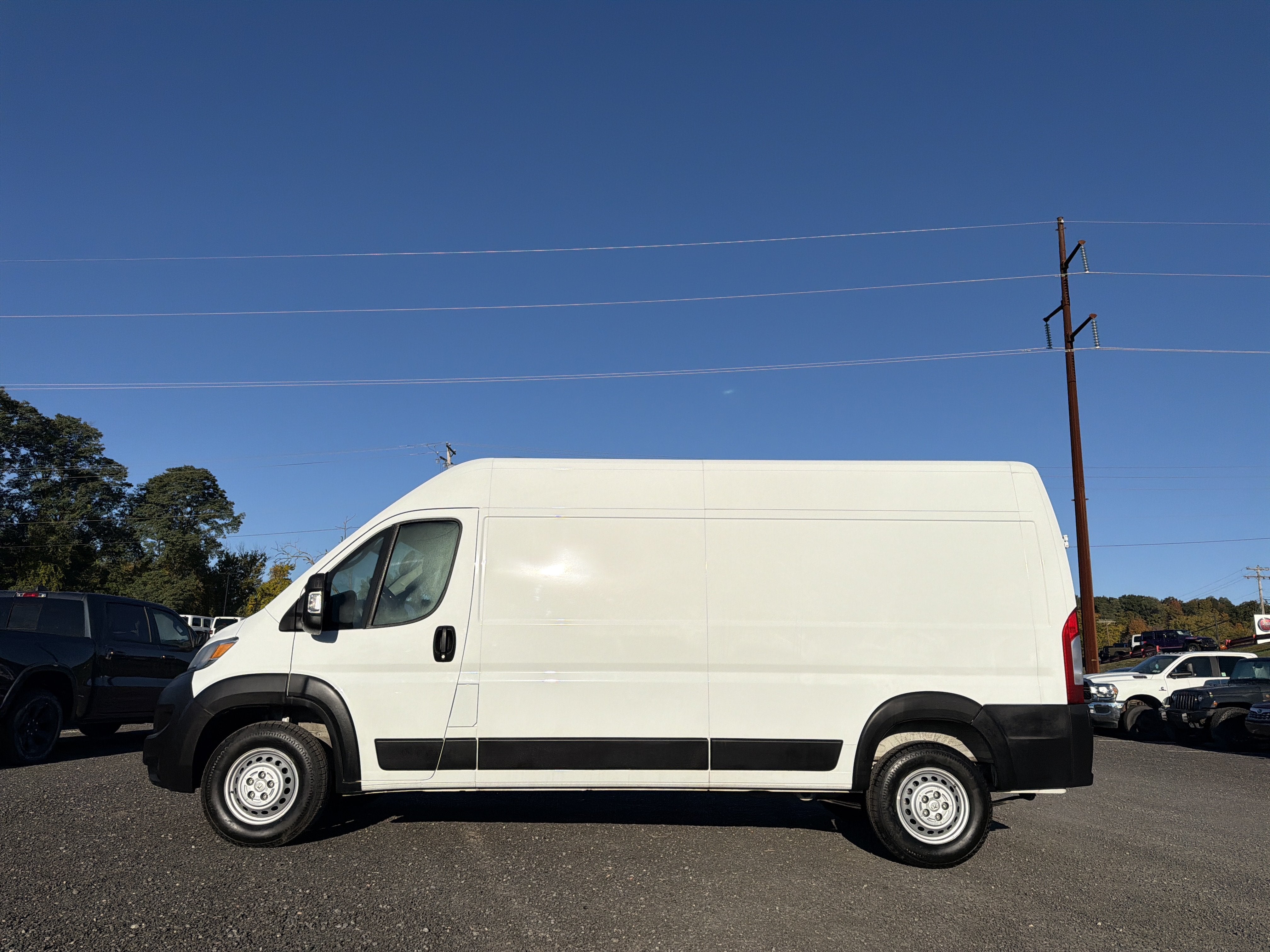 2025 RAM ProMaster Cargo Van Tradesman