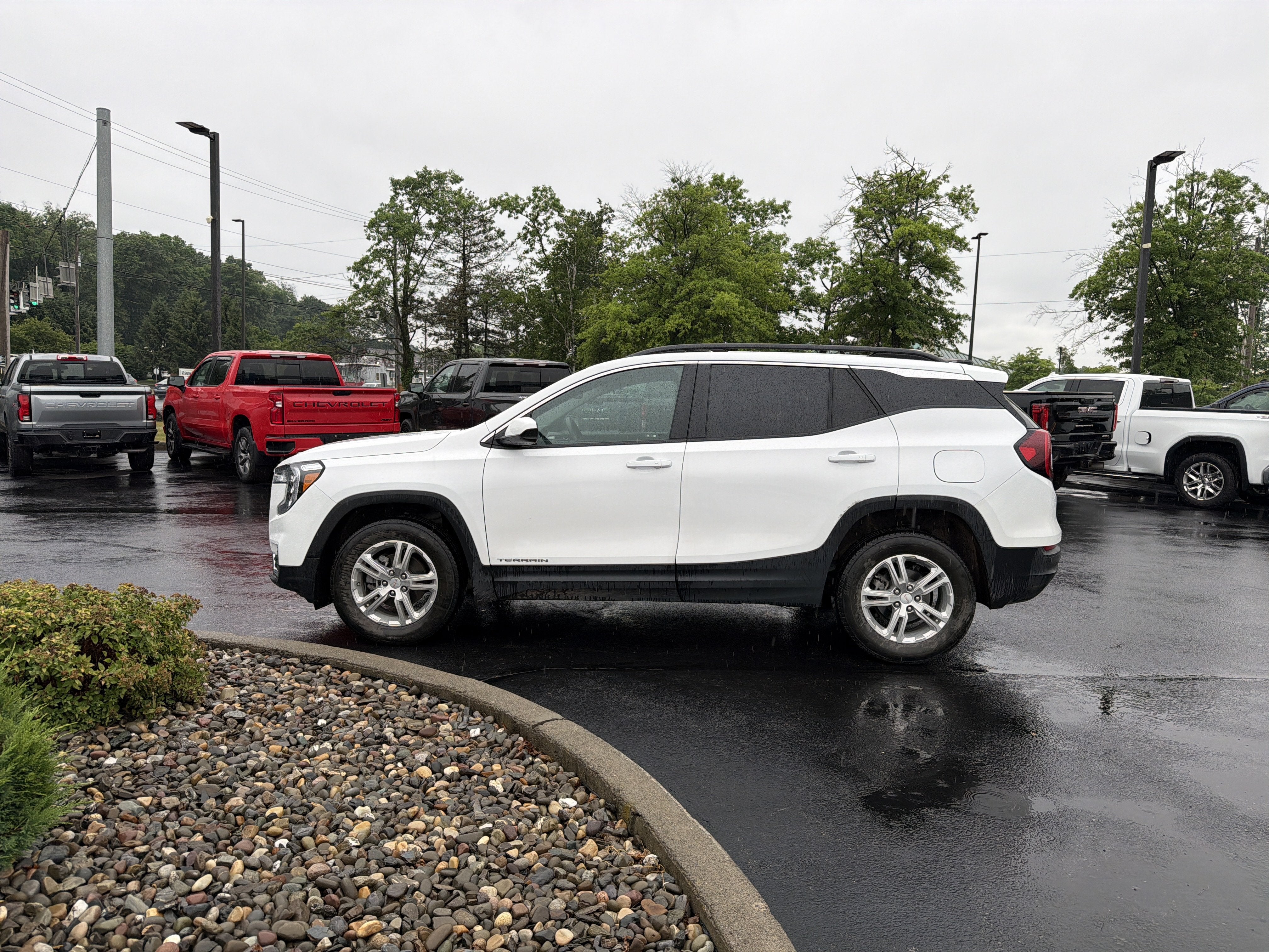 2024 GMC Terrain SLE