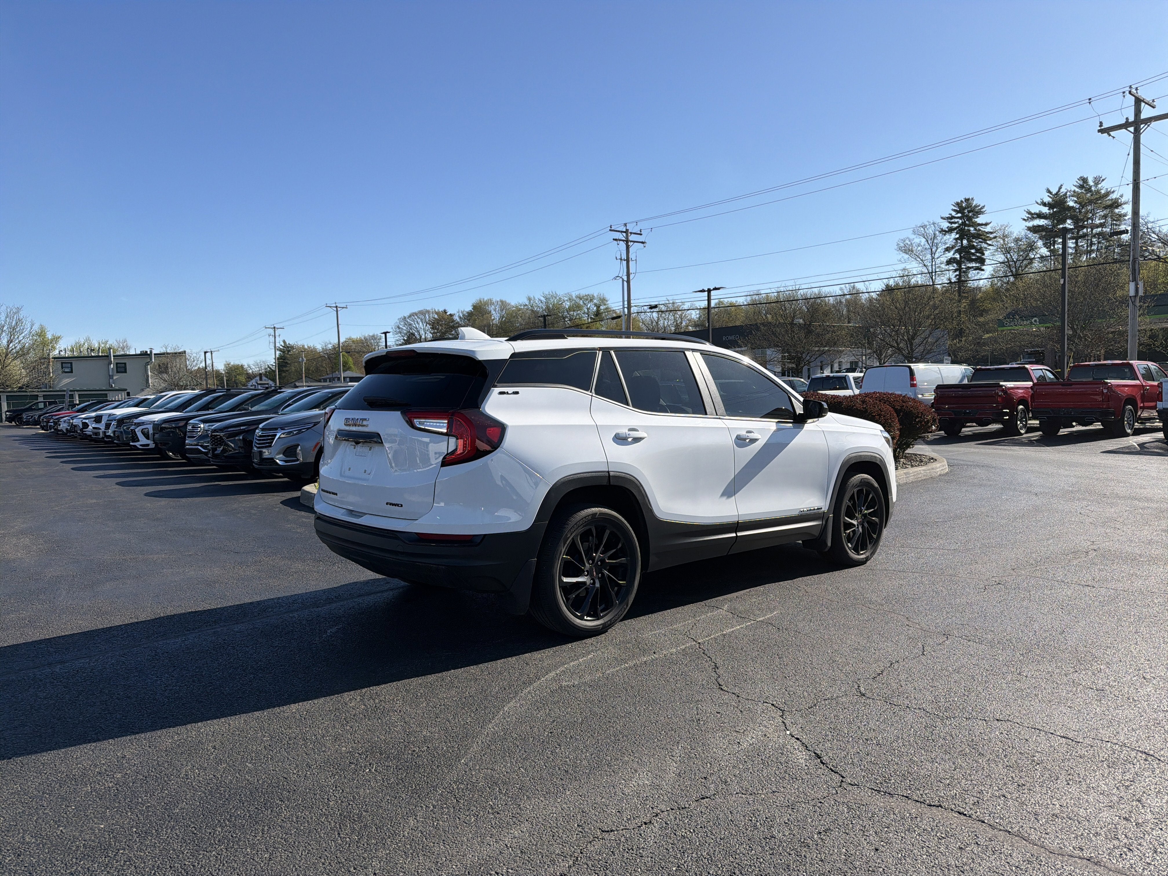 2023 GMC Terrain SLE