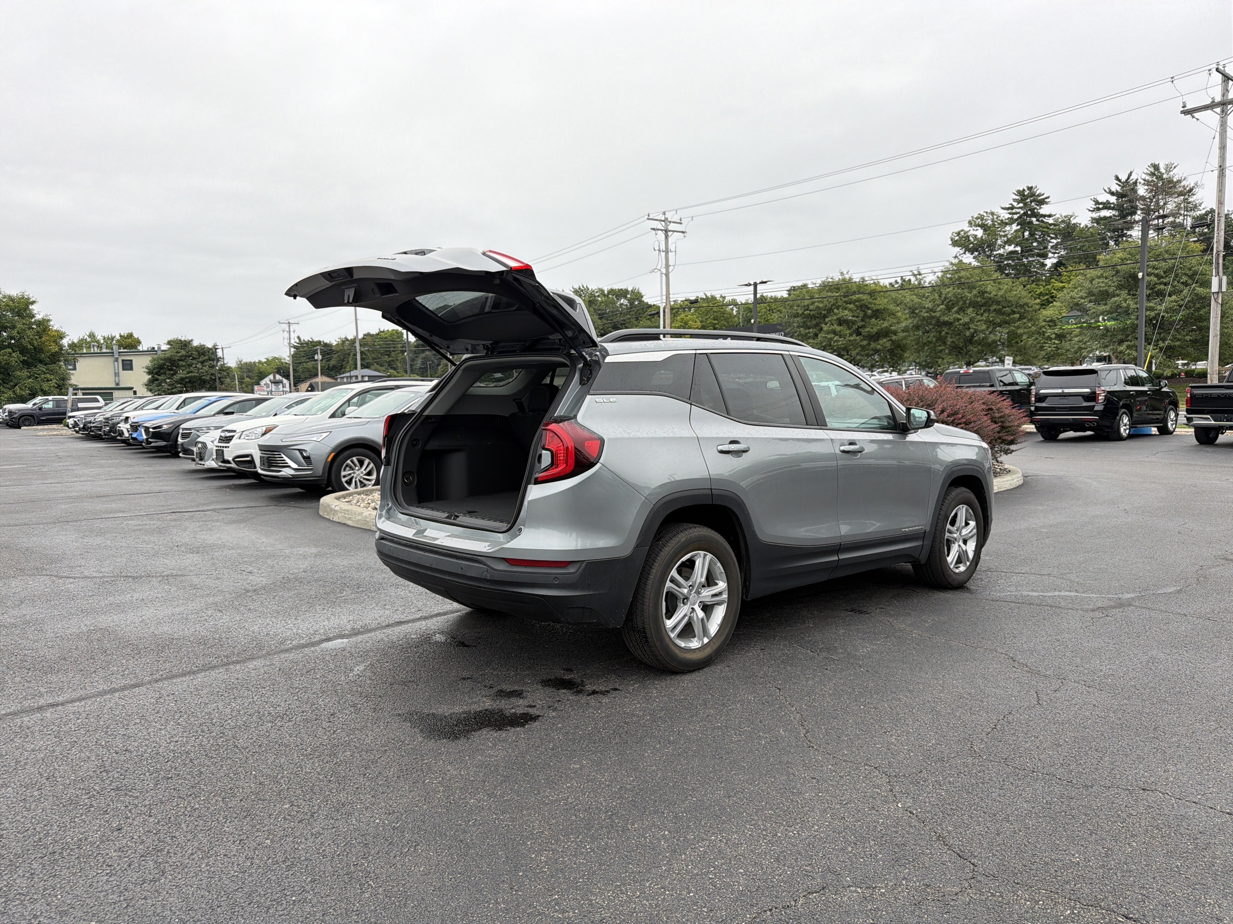 2023 GMC Terrain SLE