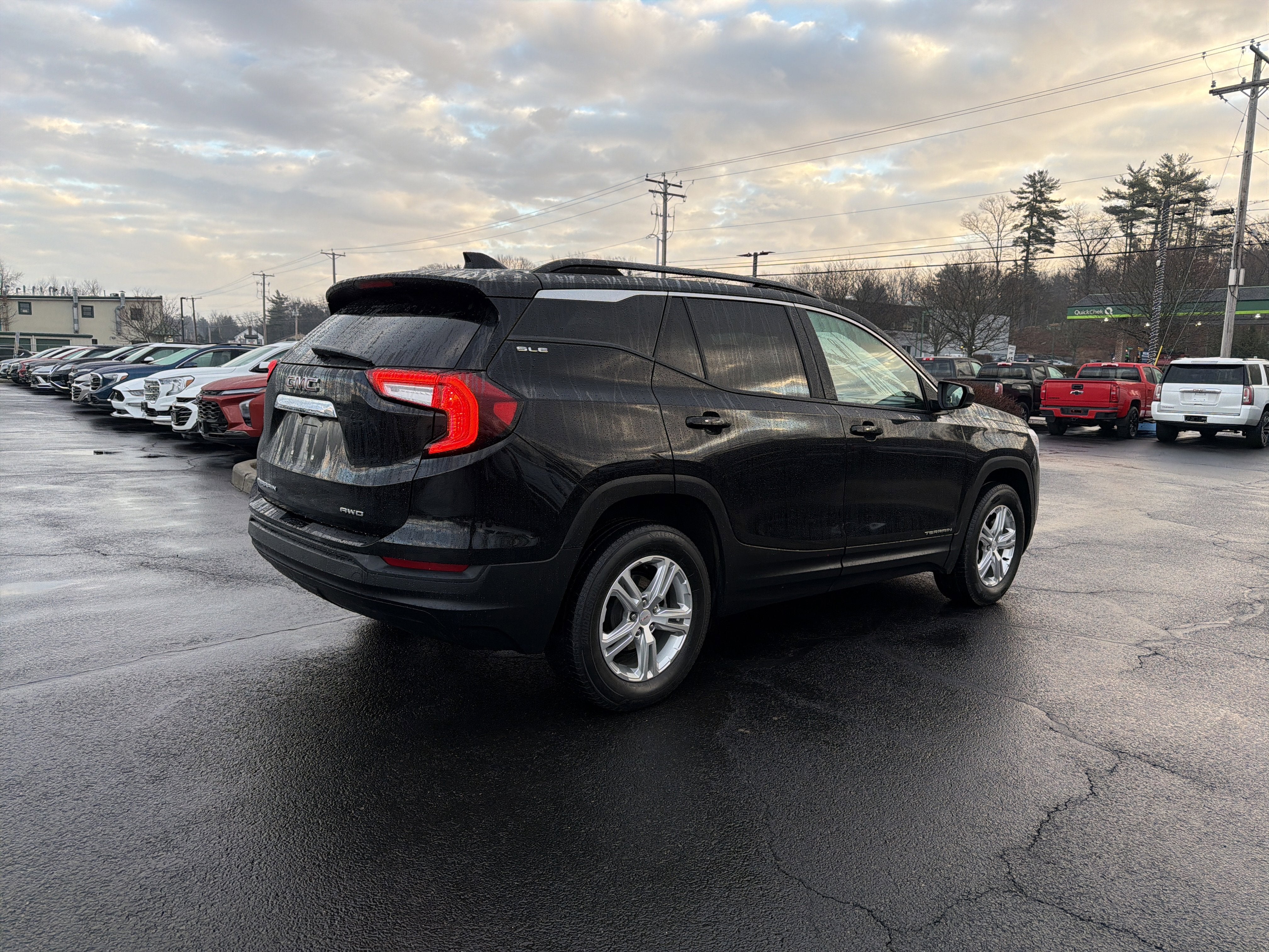 2022 GMC Terrain SLE