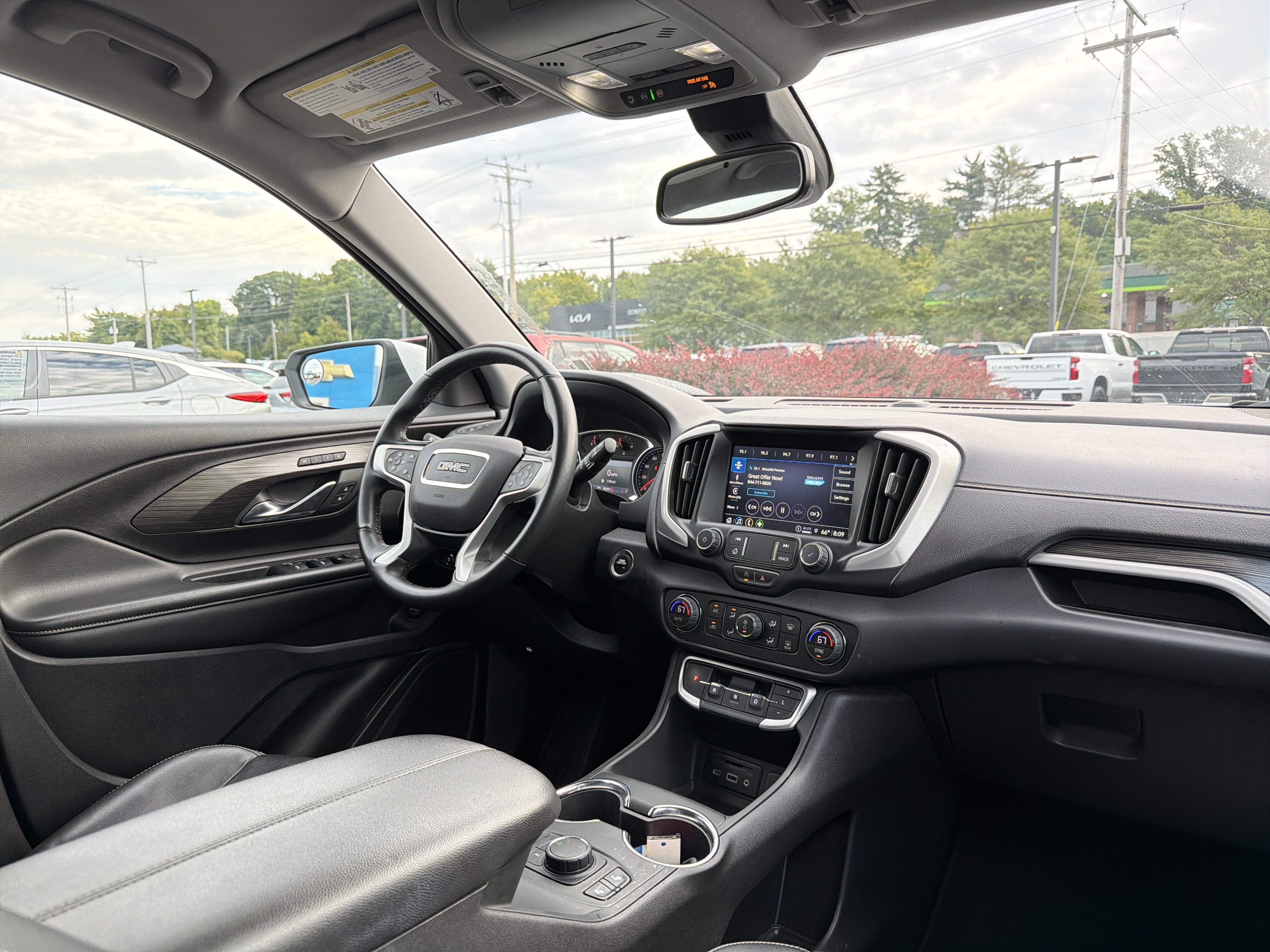 2024 GMC Terrain SLT