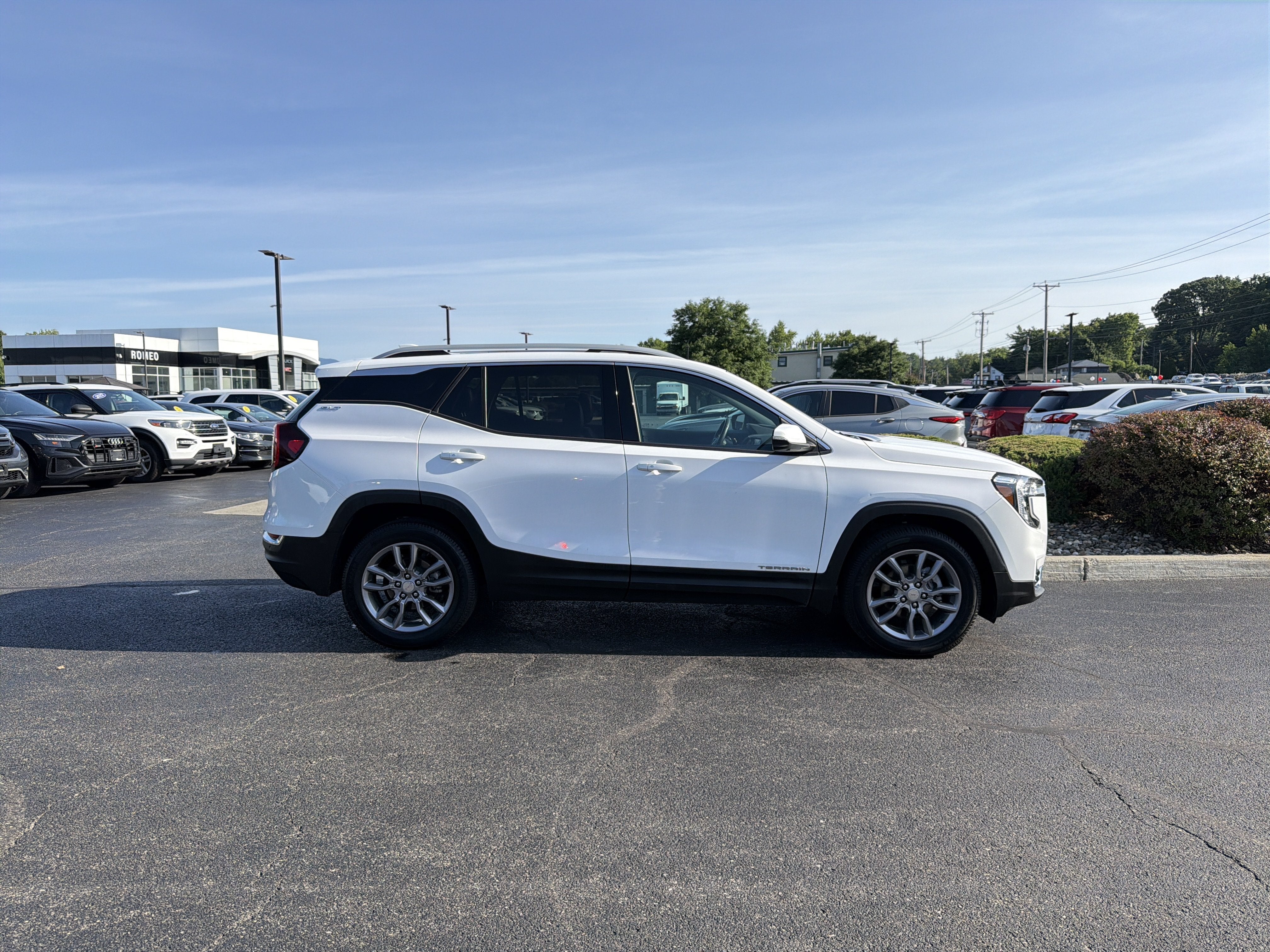 2022 GMC Terrain SLT