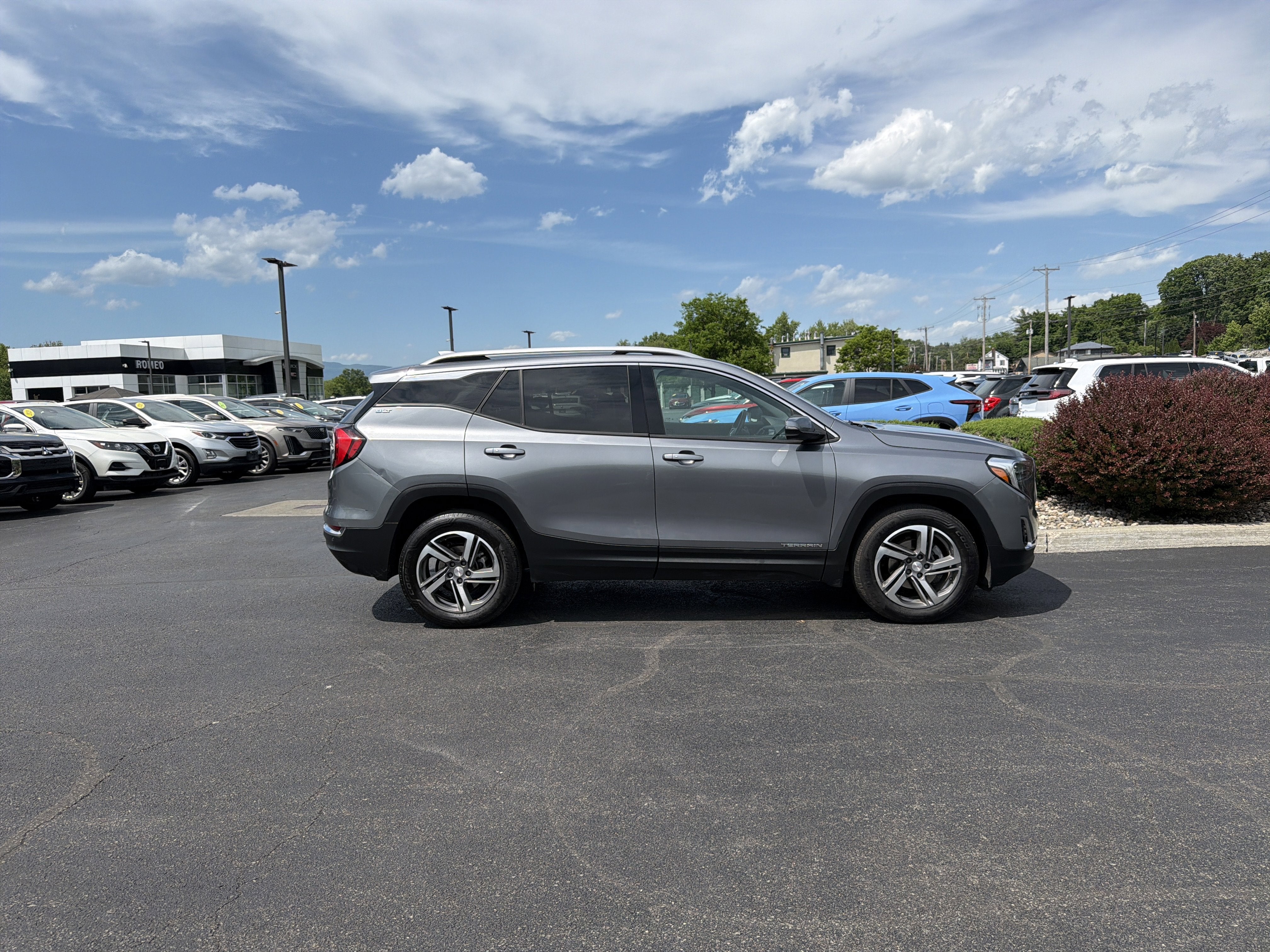 2020 GMC Terrain SLT