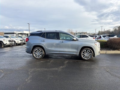 2023 GMC Terrain Denali