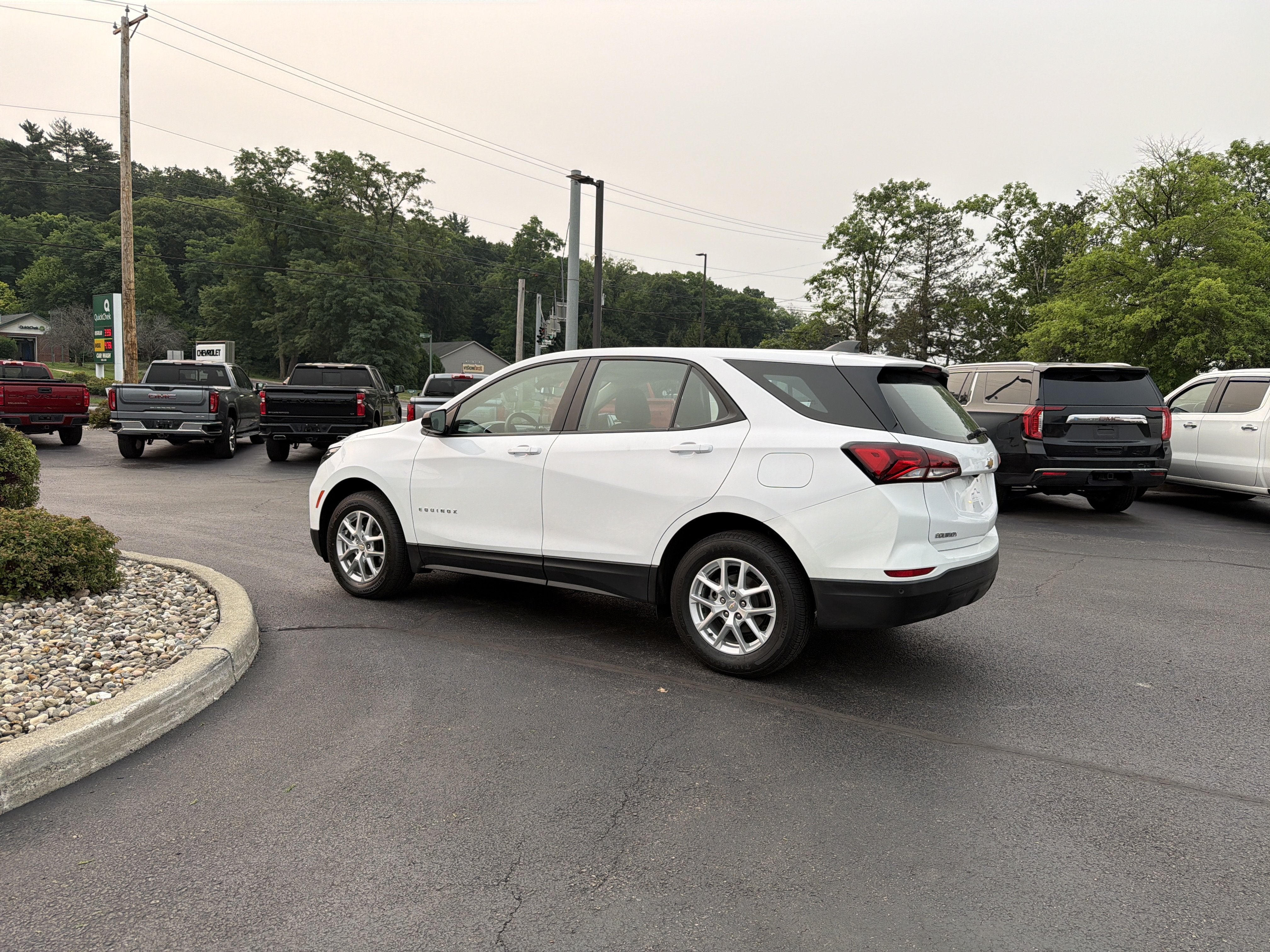 2024 Chevrolet Equinox LS