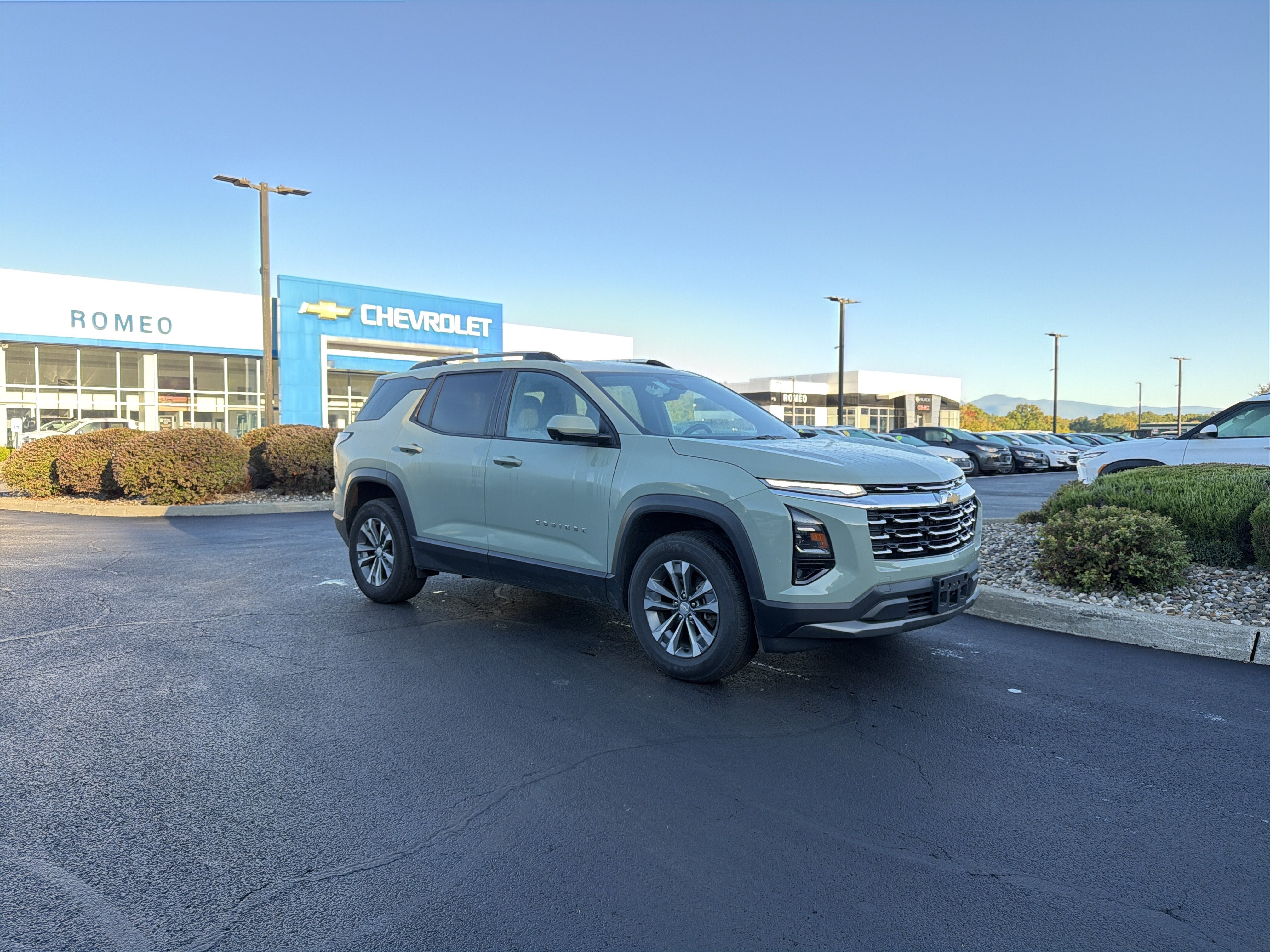 2025 Chevrolet Equinox LT
