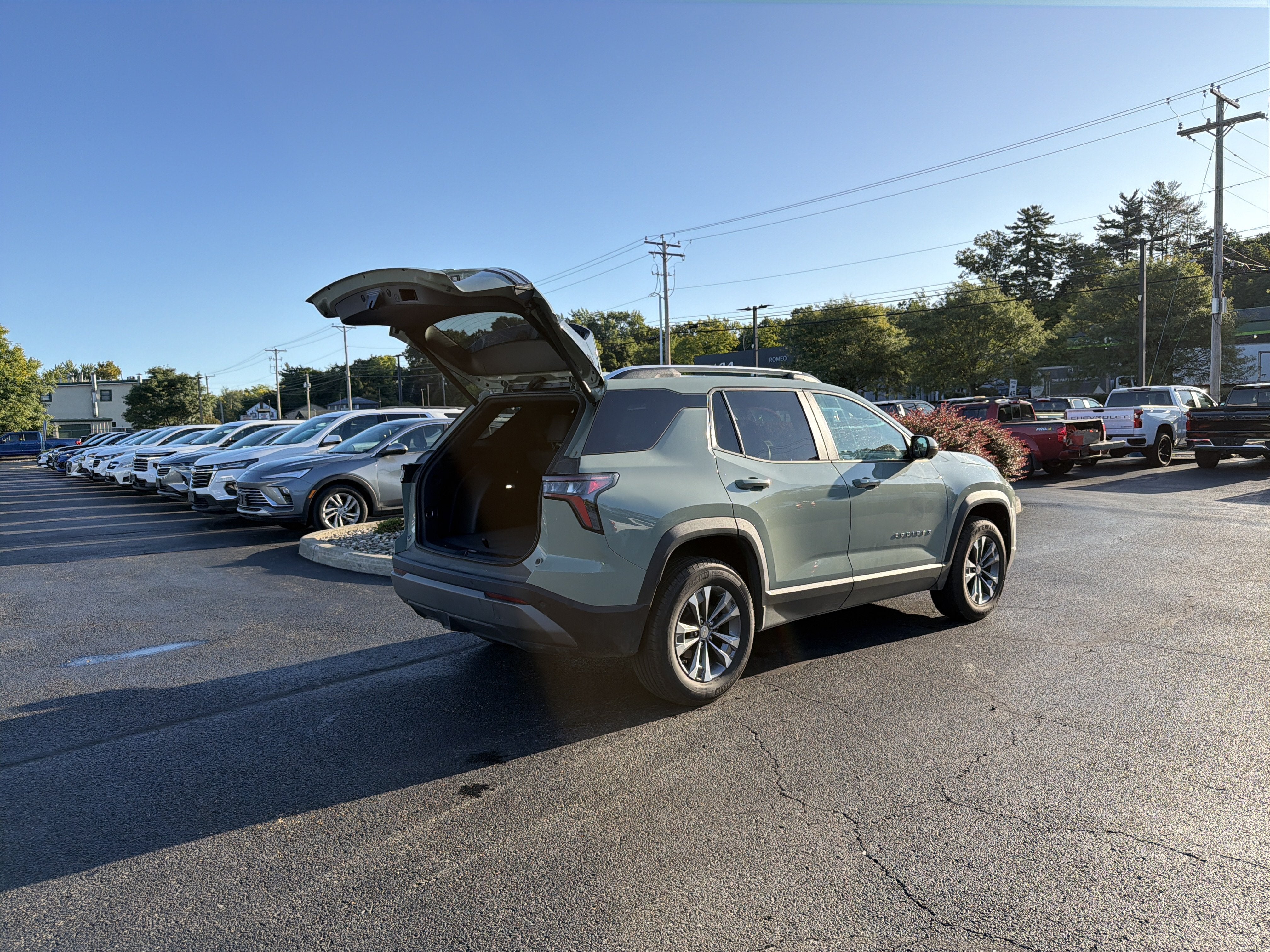 2025 Chevrolet Equinox LT