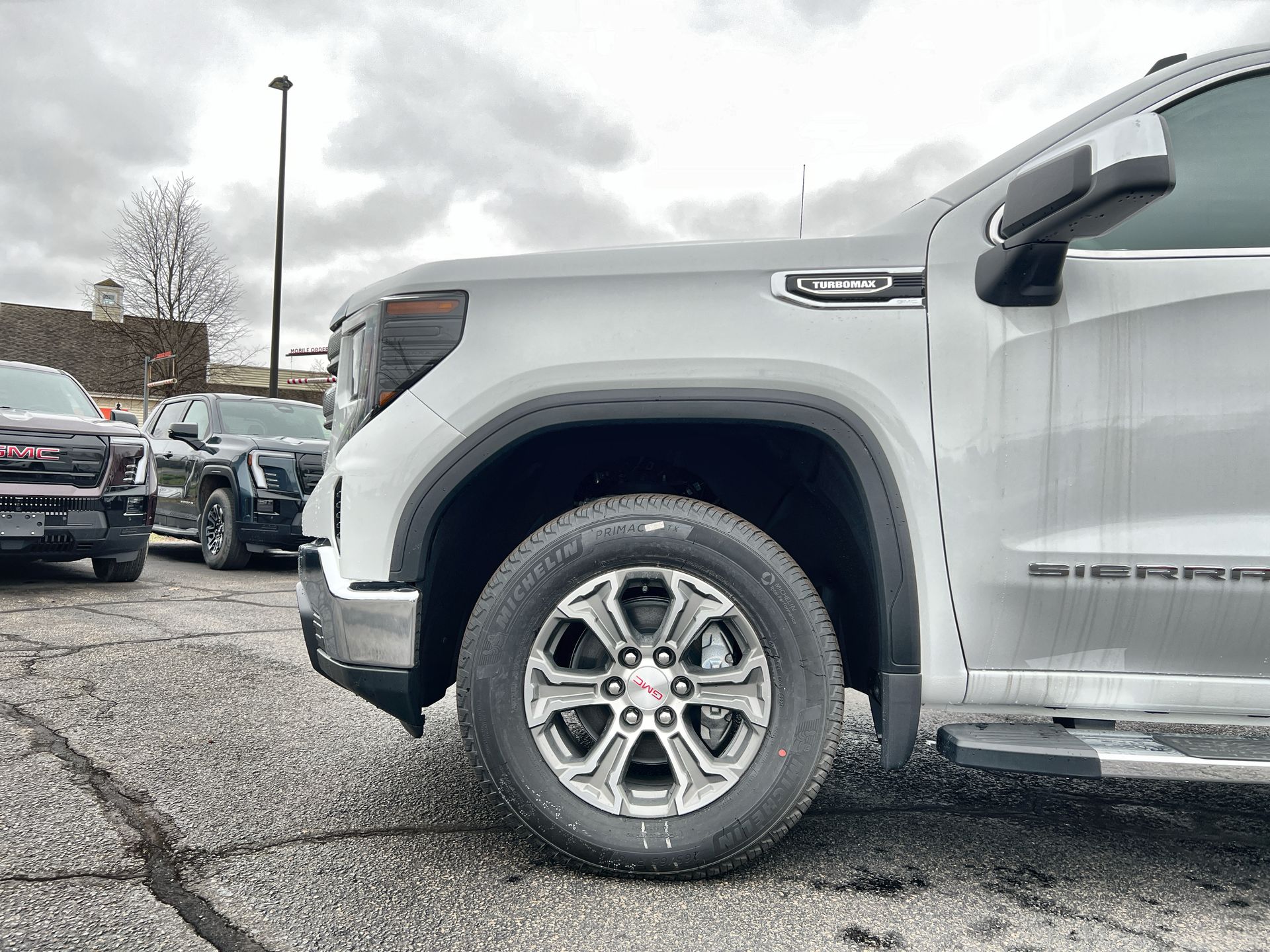 2026 GMC Sierra 1500 SLE