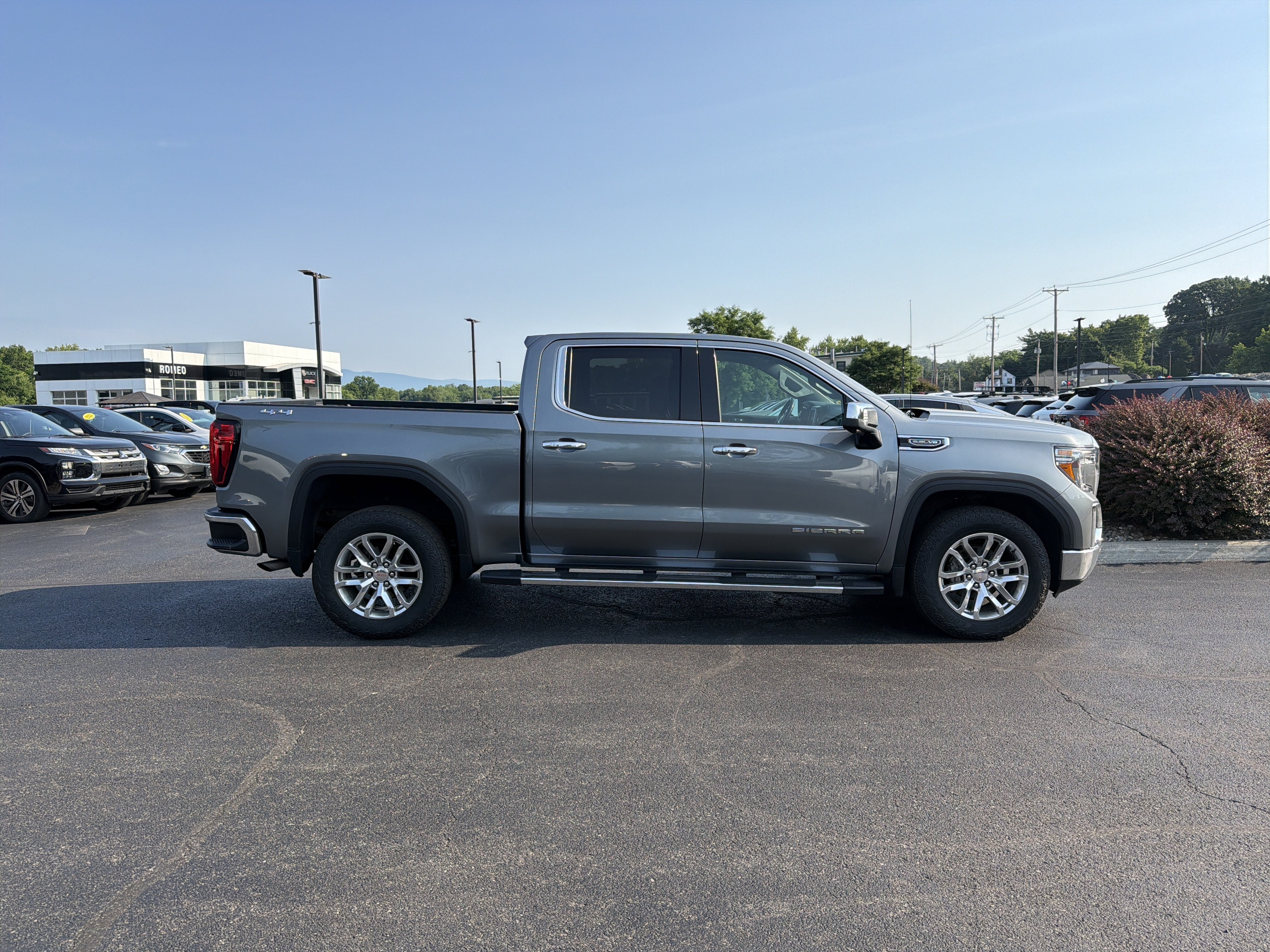 2020 GMC Sierra 1500 SLT