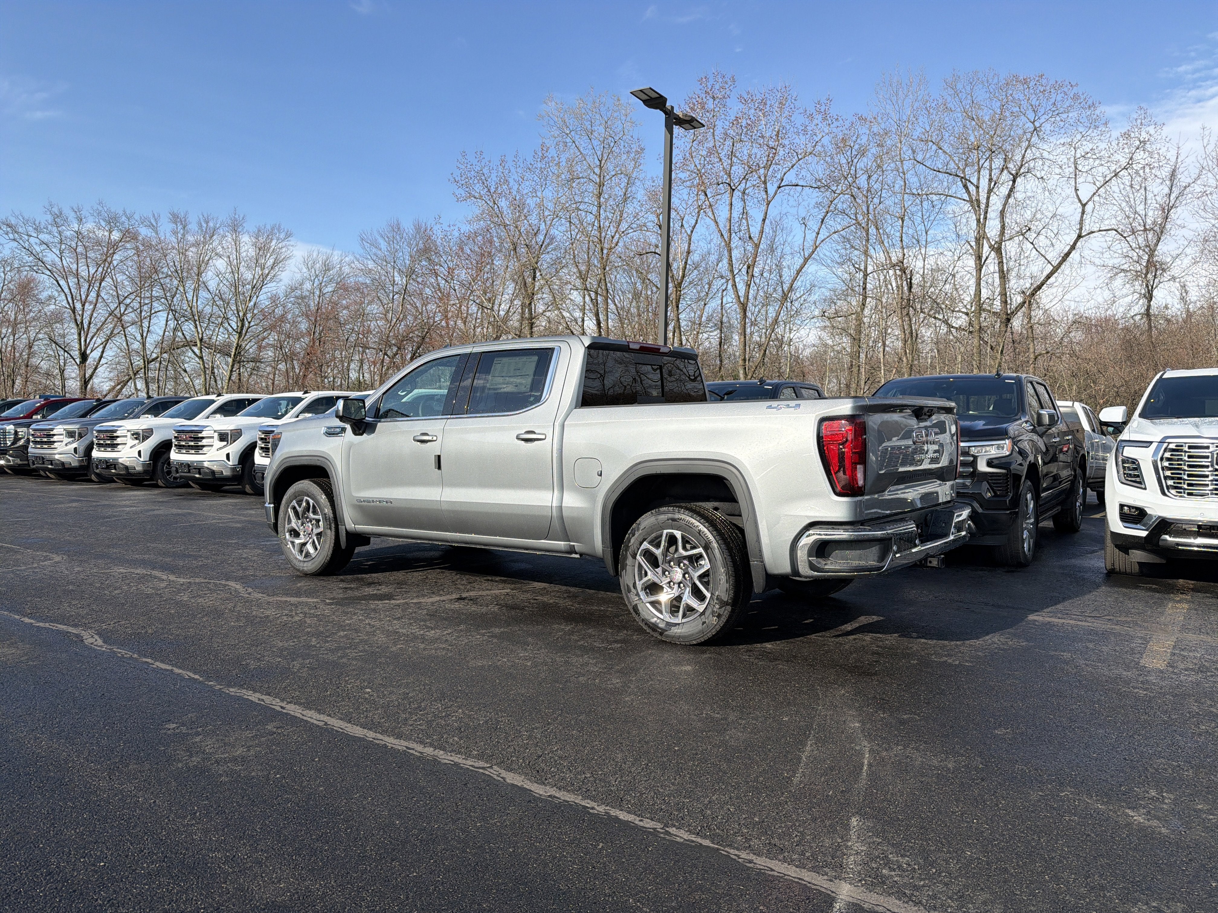 2026 GMC Sierra 1500 SLE