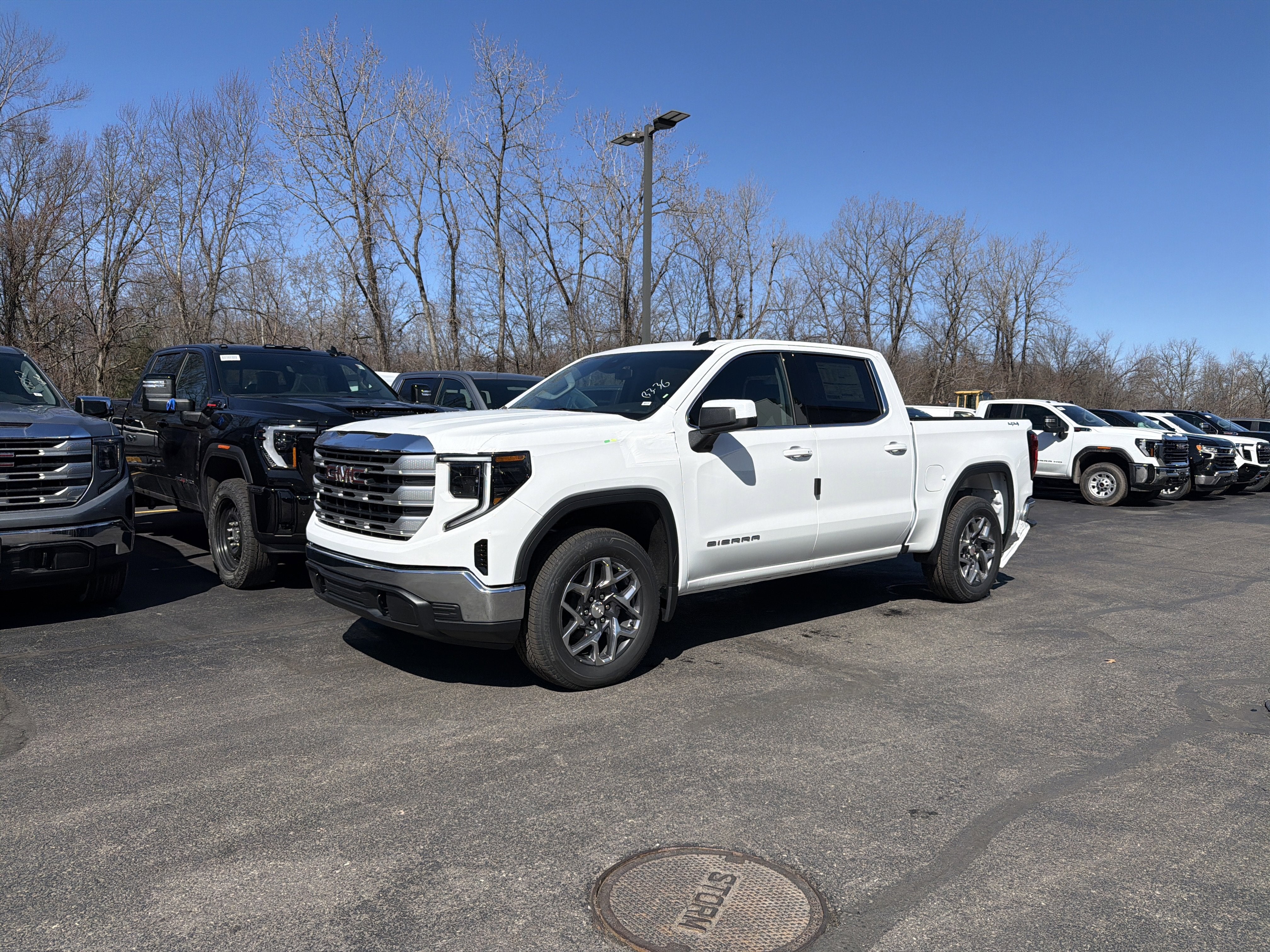 2026 GMC Sierra 1500 SLE