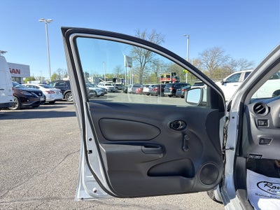 2016 Nissan Versa 1.6 S+