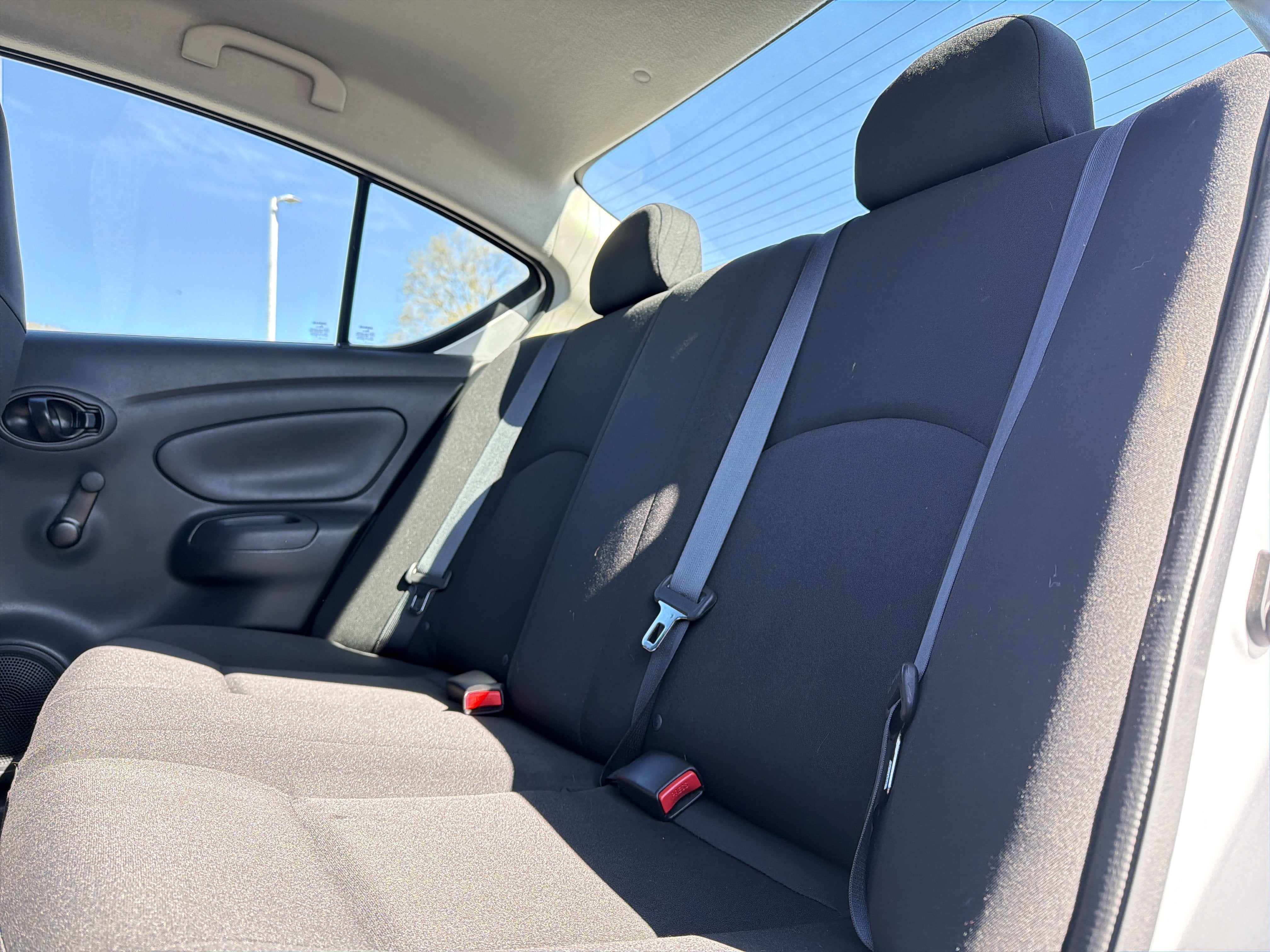 2016 Nissan Versa 1.6 S+