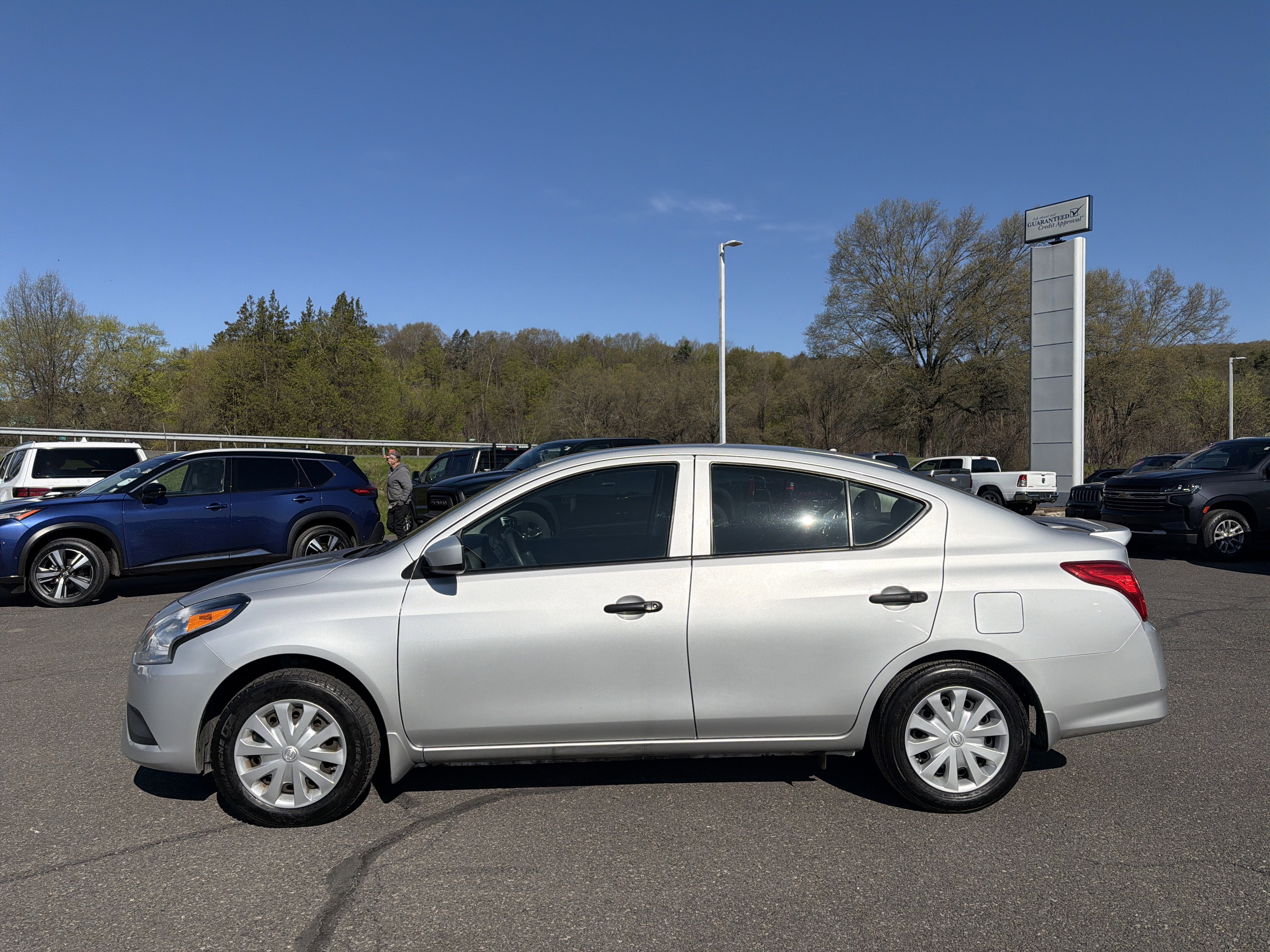 2016 Nissan Versa 1.6 S+