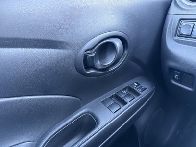 2012 Nissan Versa SV