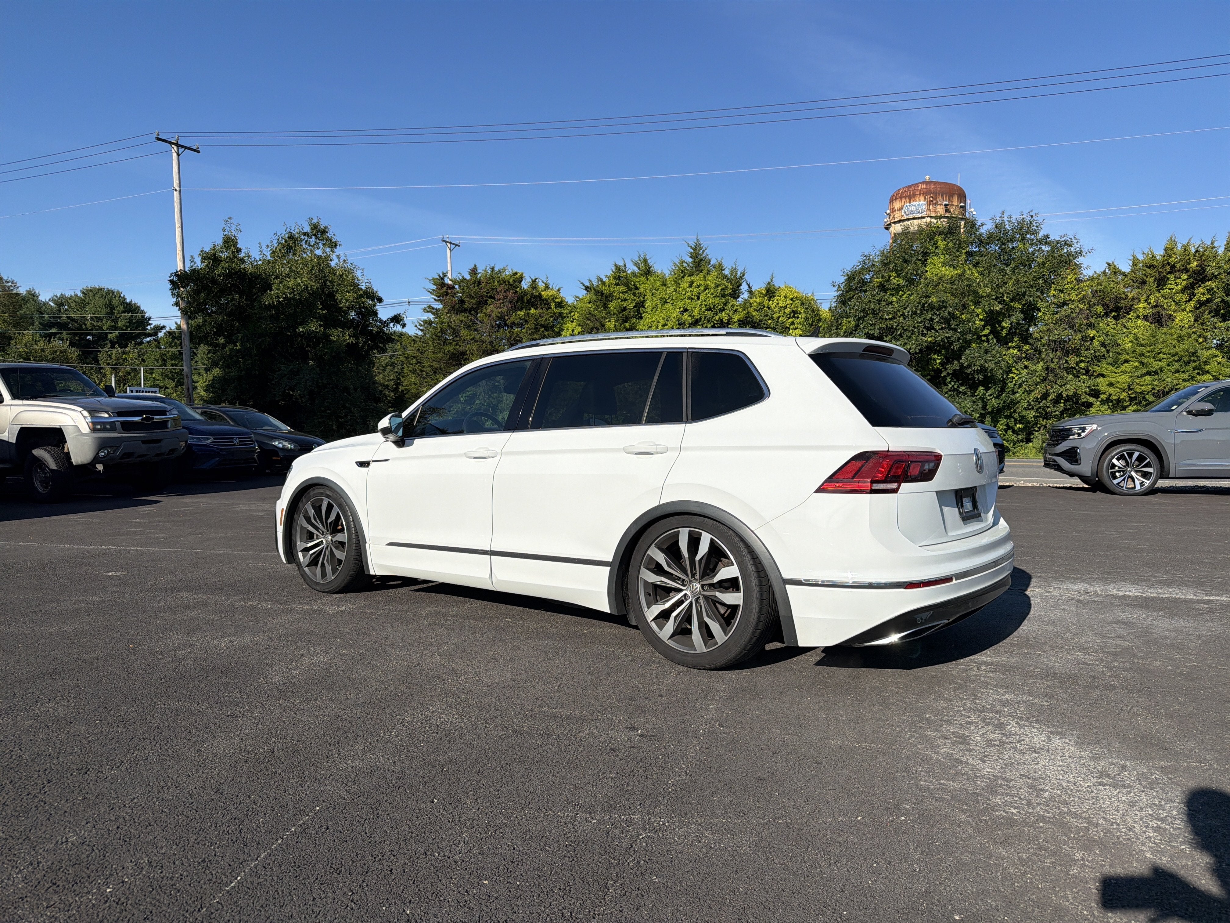 2019 Volkswagen Tiguan 2.0T SEL Premium