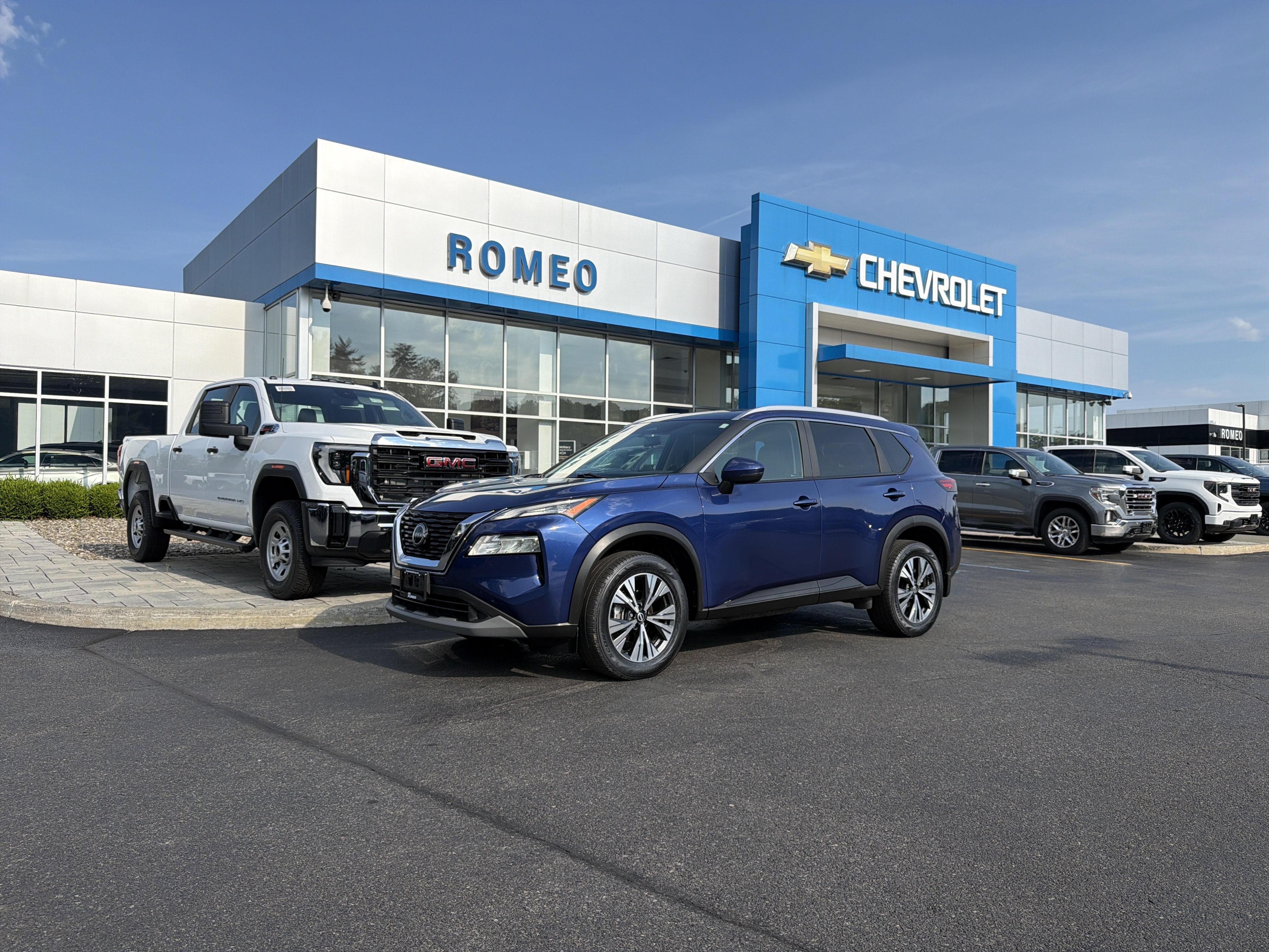 2023 Nissan Rogue SV Intelligent AWD