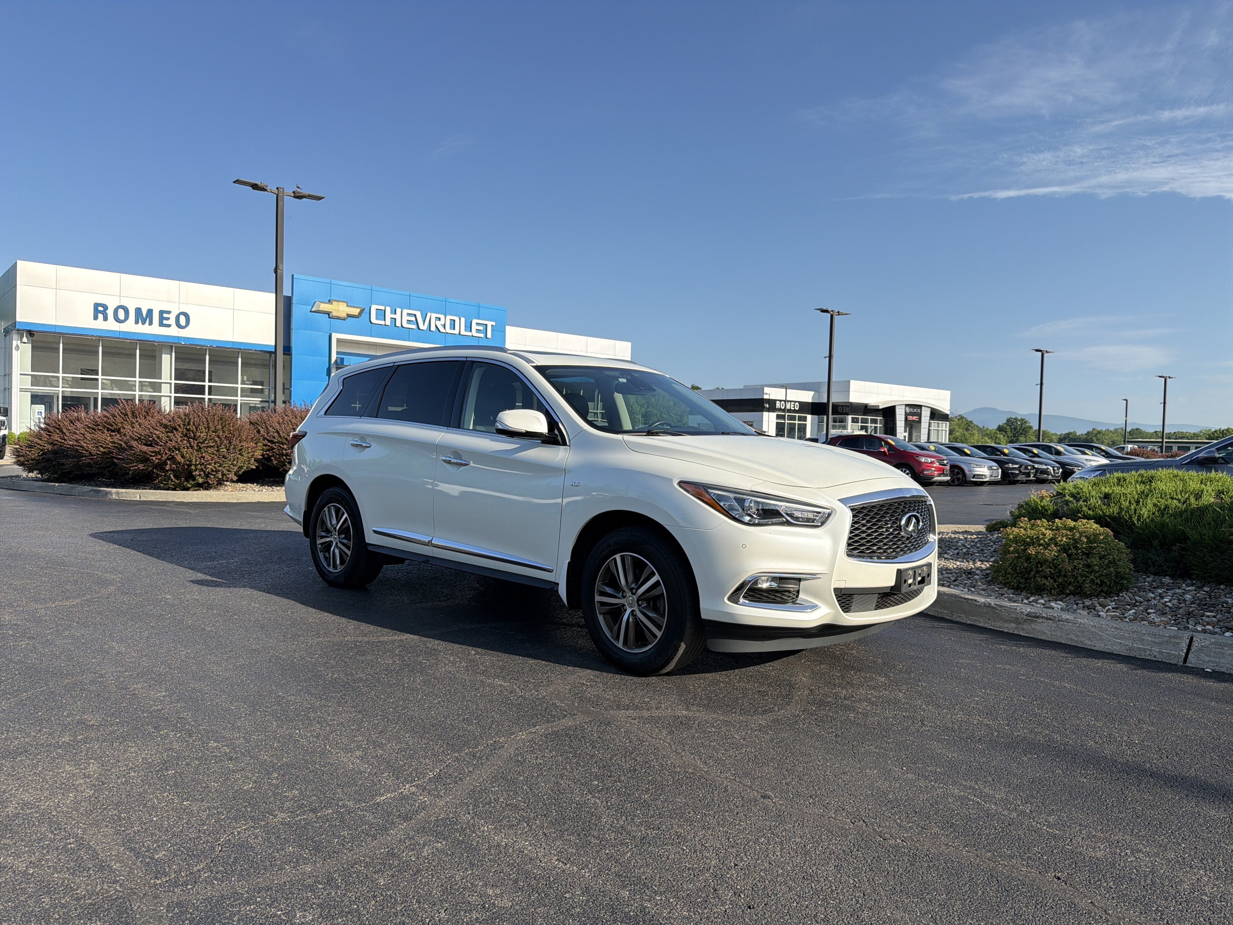 2020 INFINITI QX60 LUXE AWD