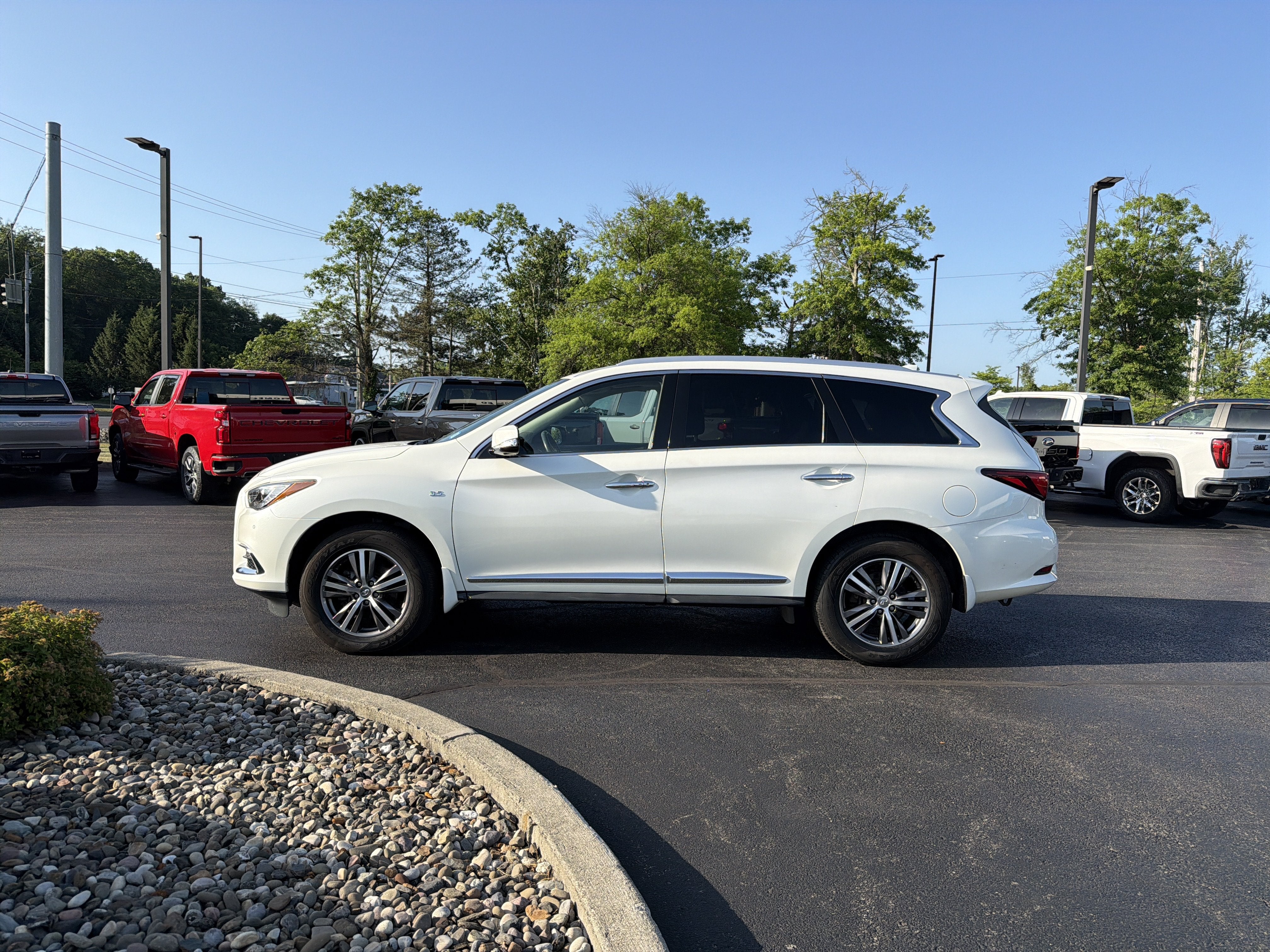 2020 INFINITI QX60 LUXE AWD