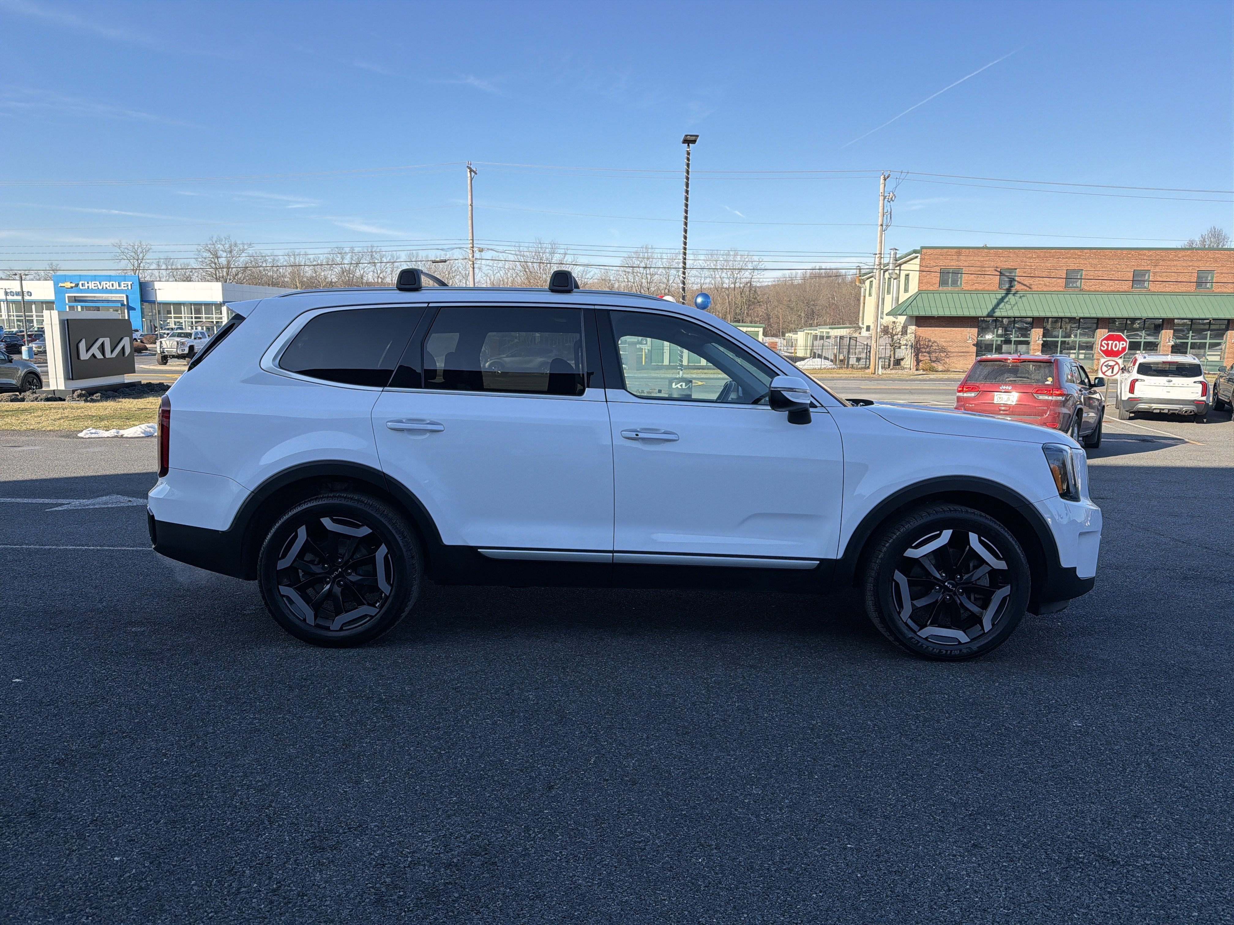 2023 Kia Telluride S