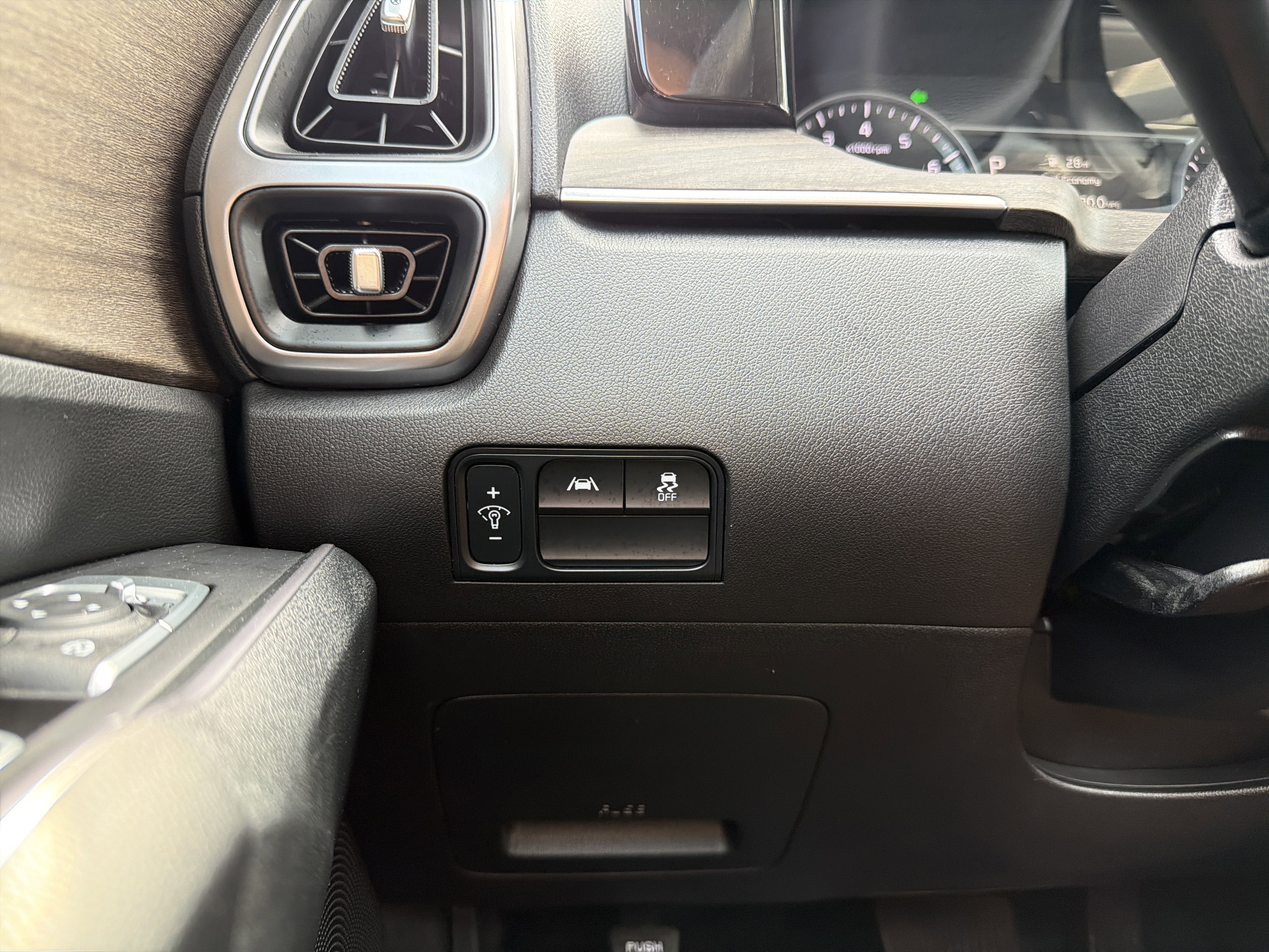 2023 Kia Sorento X-Line S
