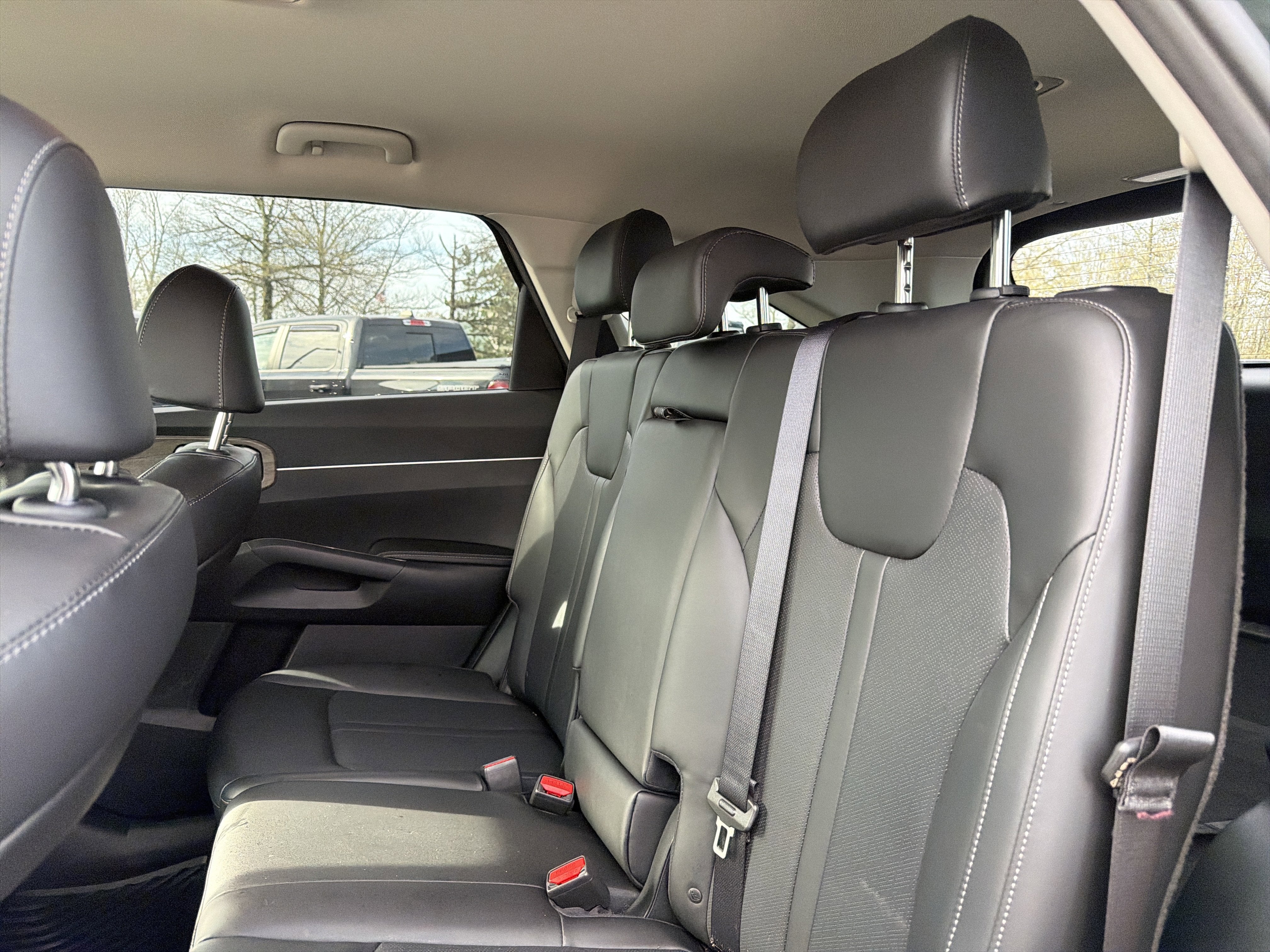 2023 Kia Sorento X-Line S