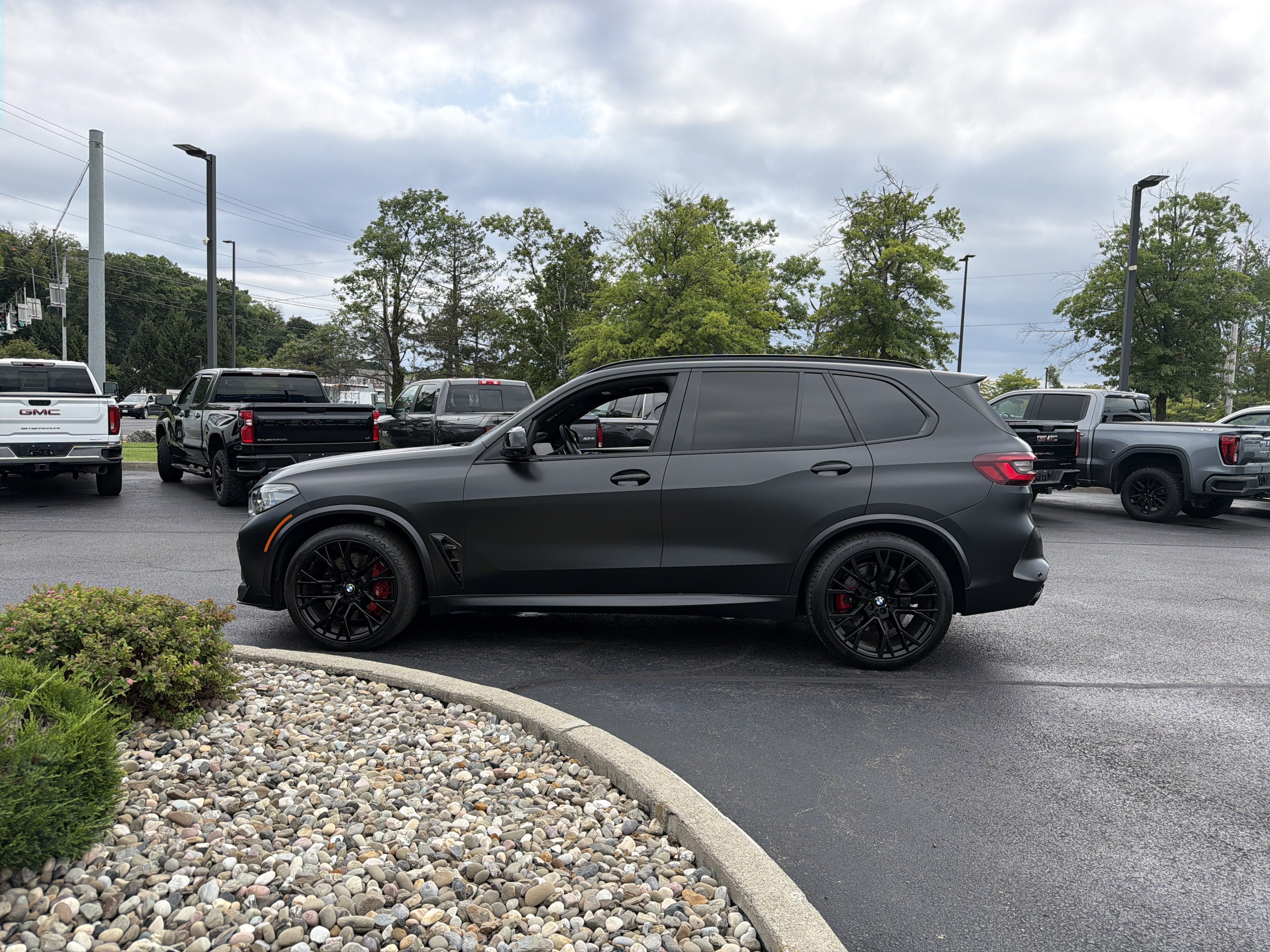 2022 BMW X5 M Base