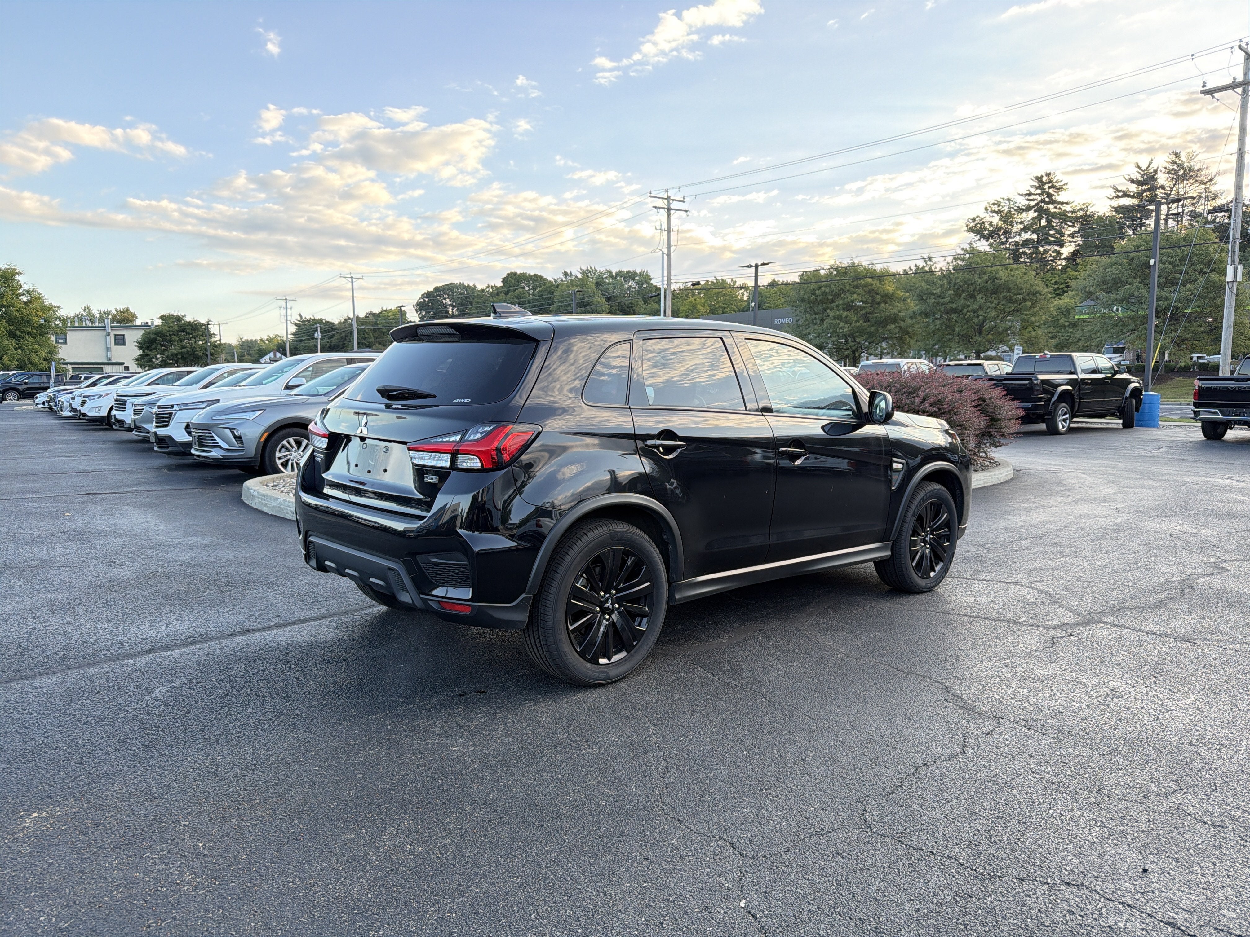 2025 Mitsubishi Outlander Sport S