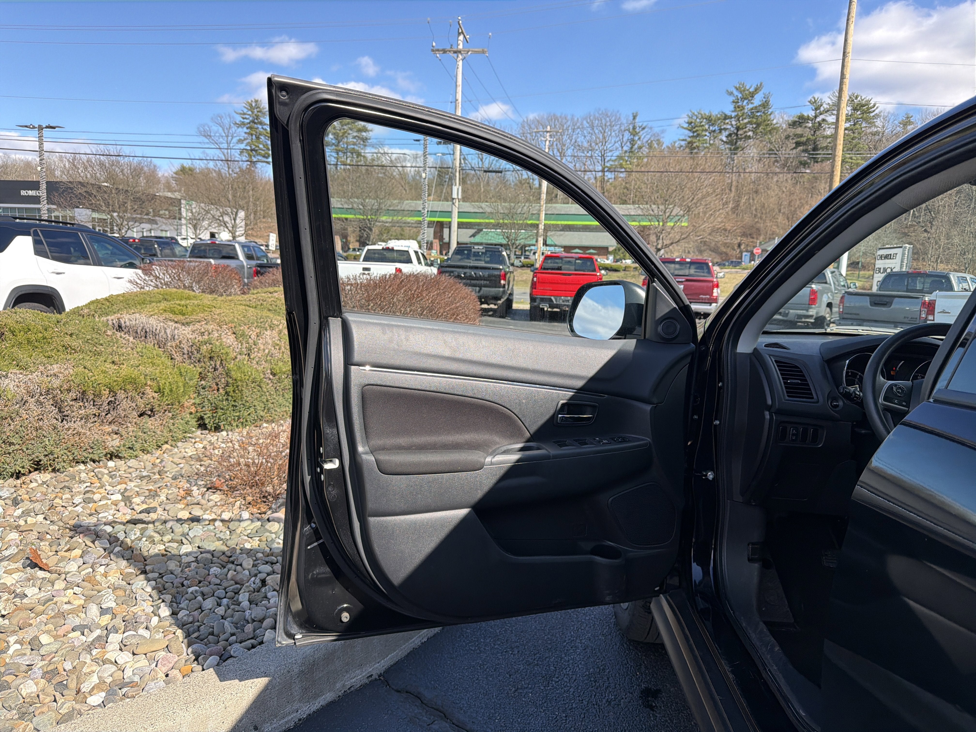 2024 Mitsubishi Outlander Sport S