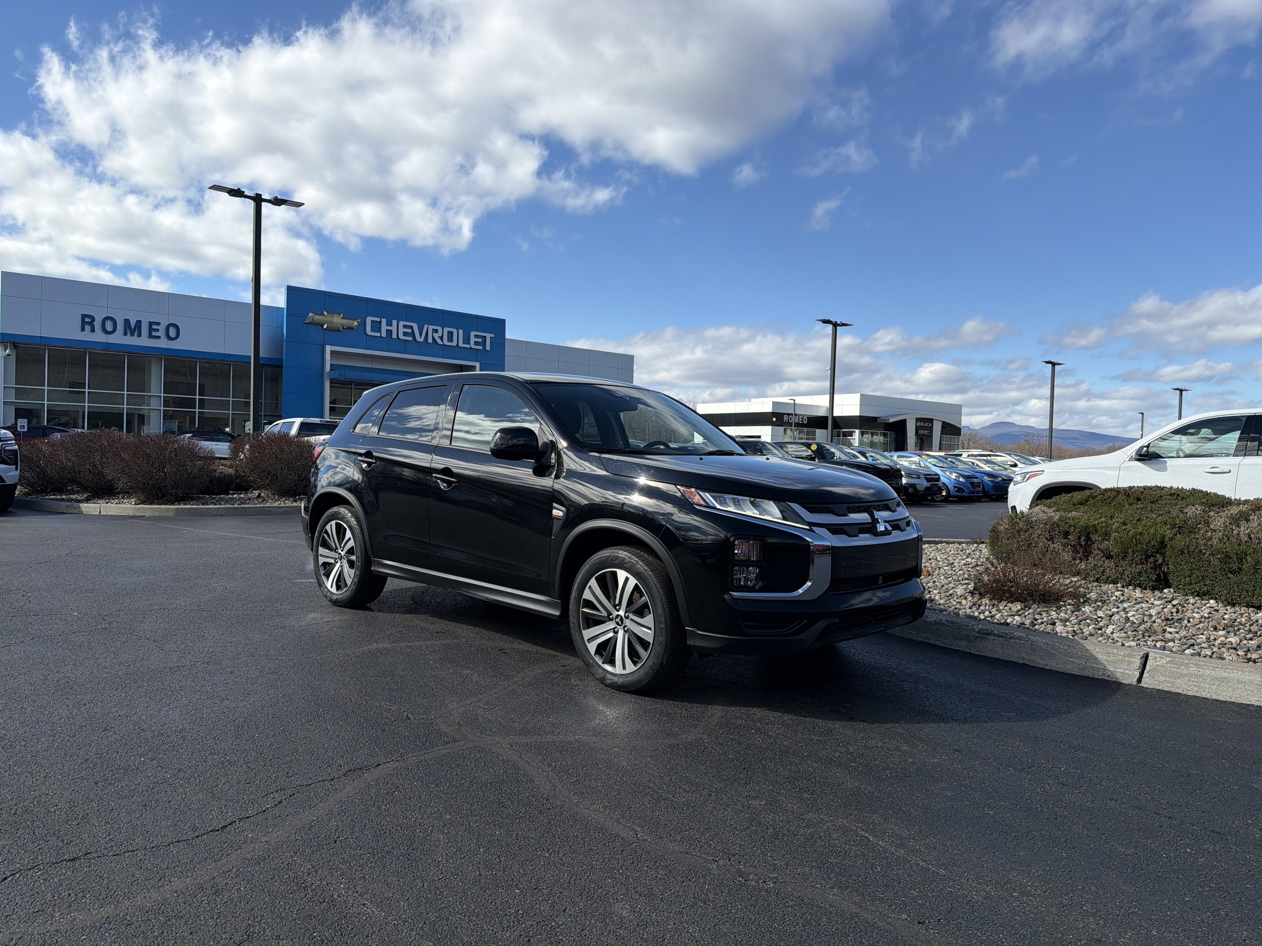 2024 Mitsubishi Outlander Sport S