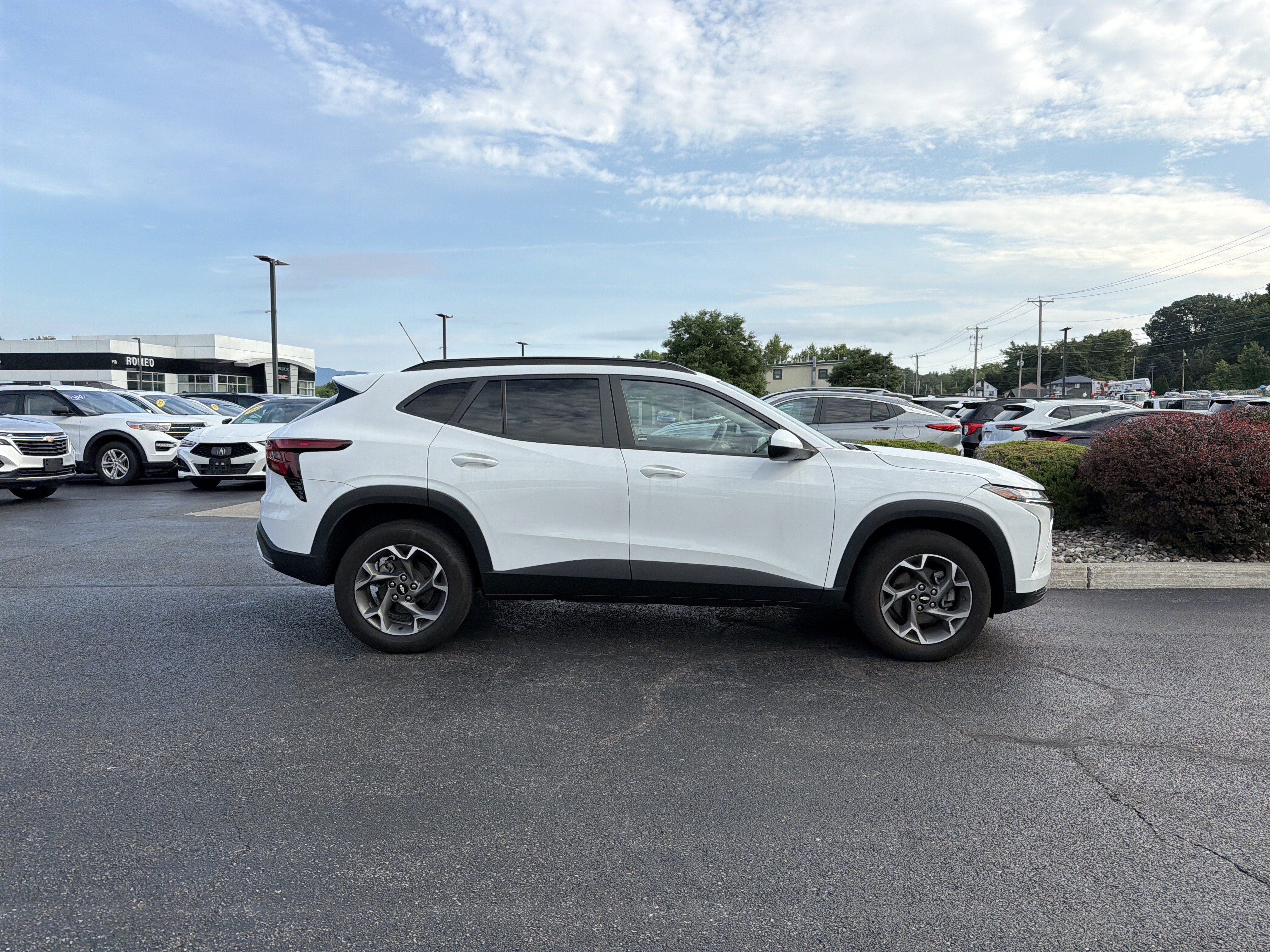 2024 Chevrolet Trax LT
