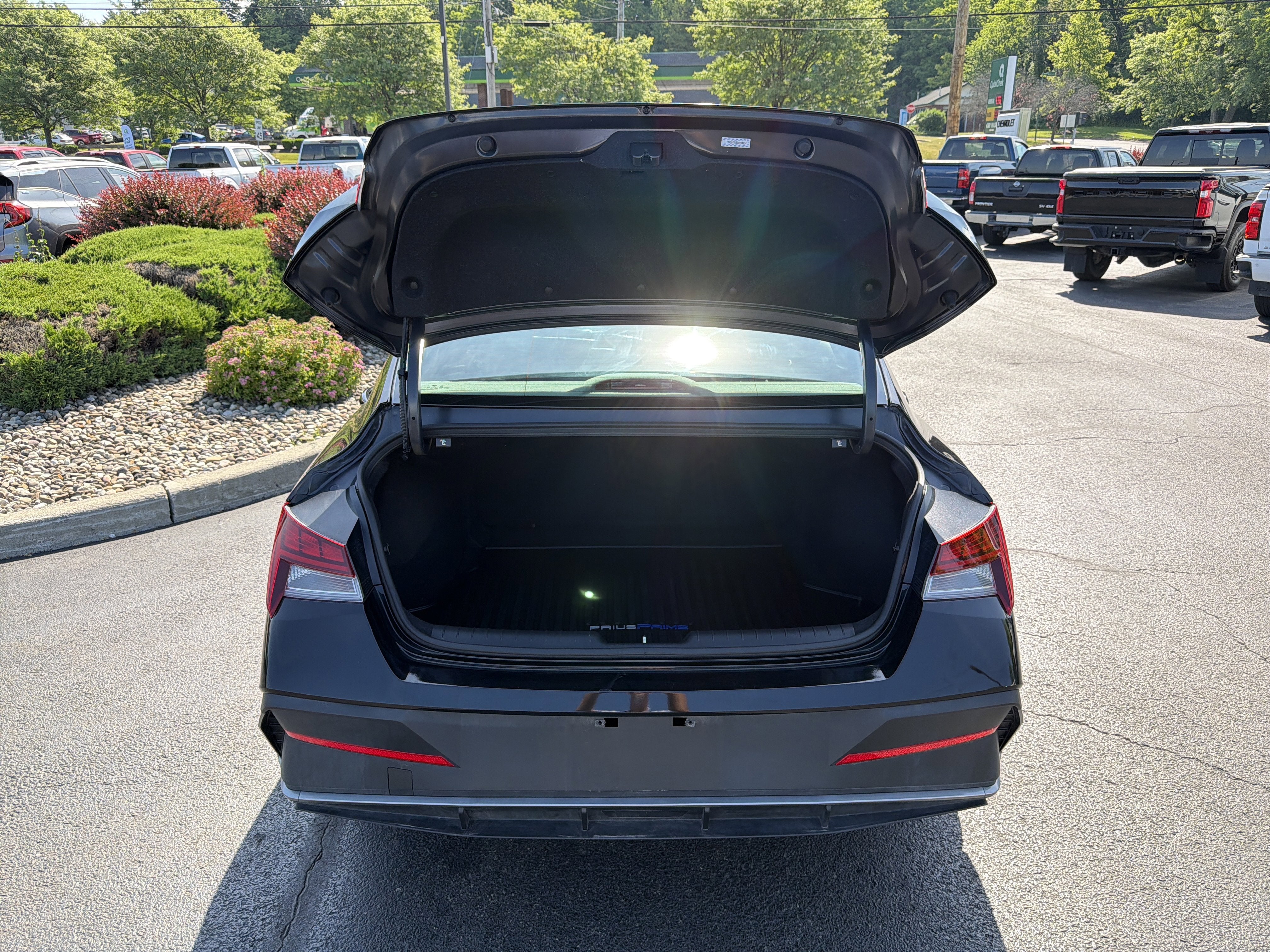 2024 Hyundai Elantra Hybrid Blue