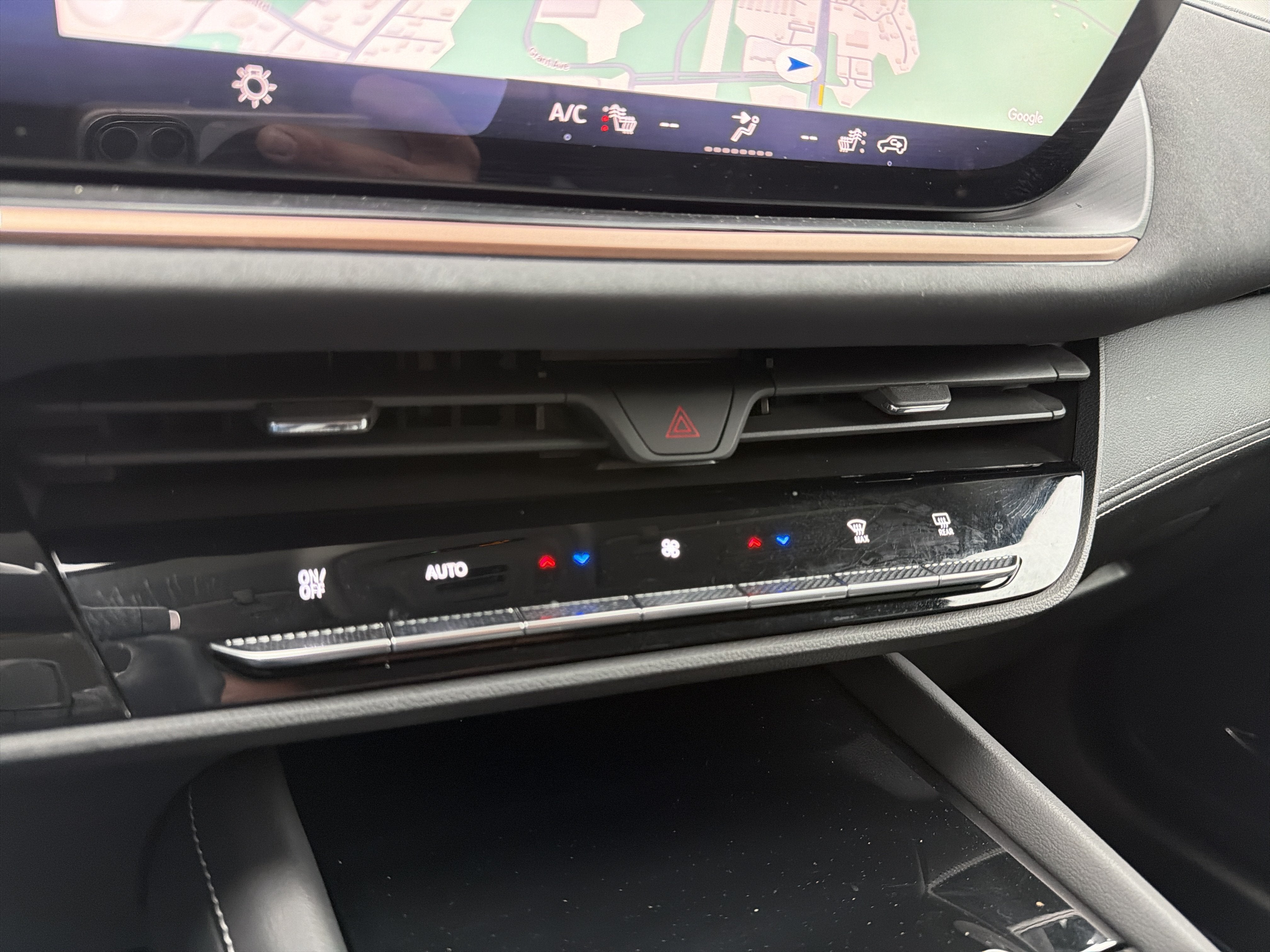 2025 Buick Envision Sport Touring - Photo 22