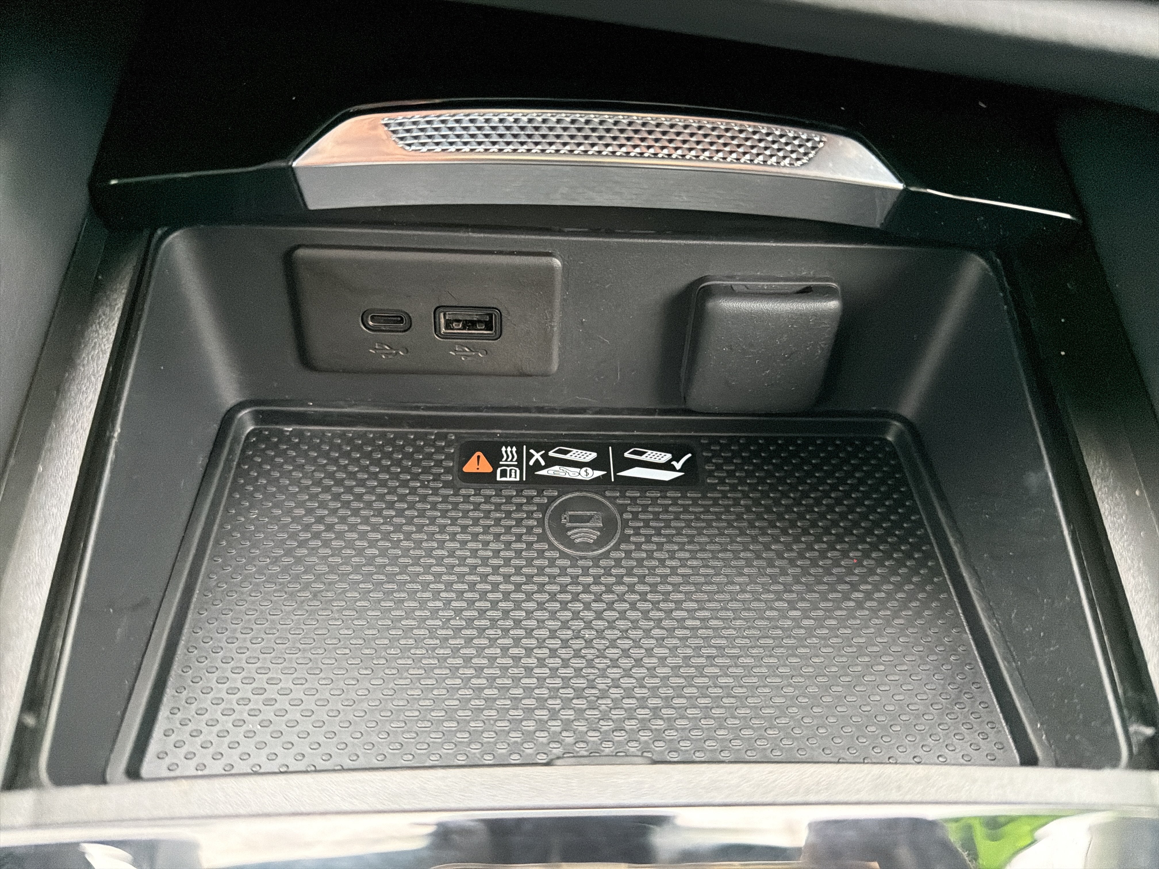 2025 Buick Envision Sport Touring - Photo 23