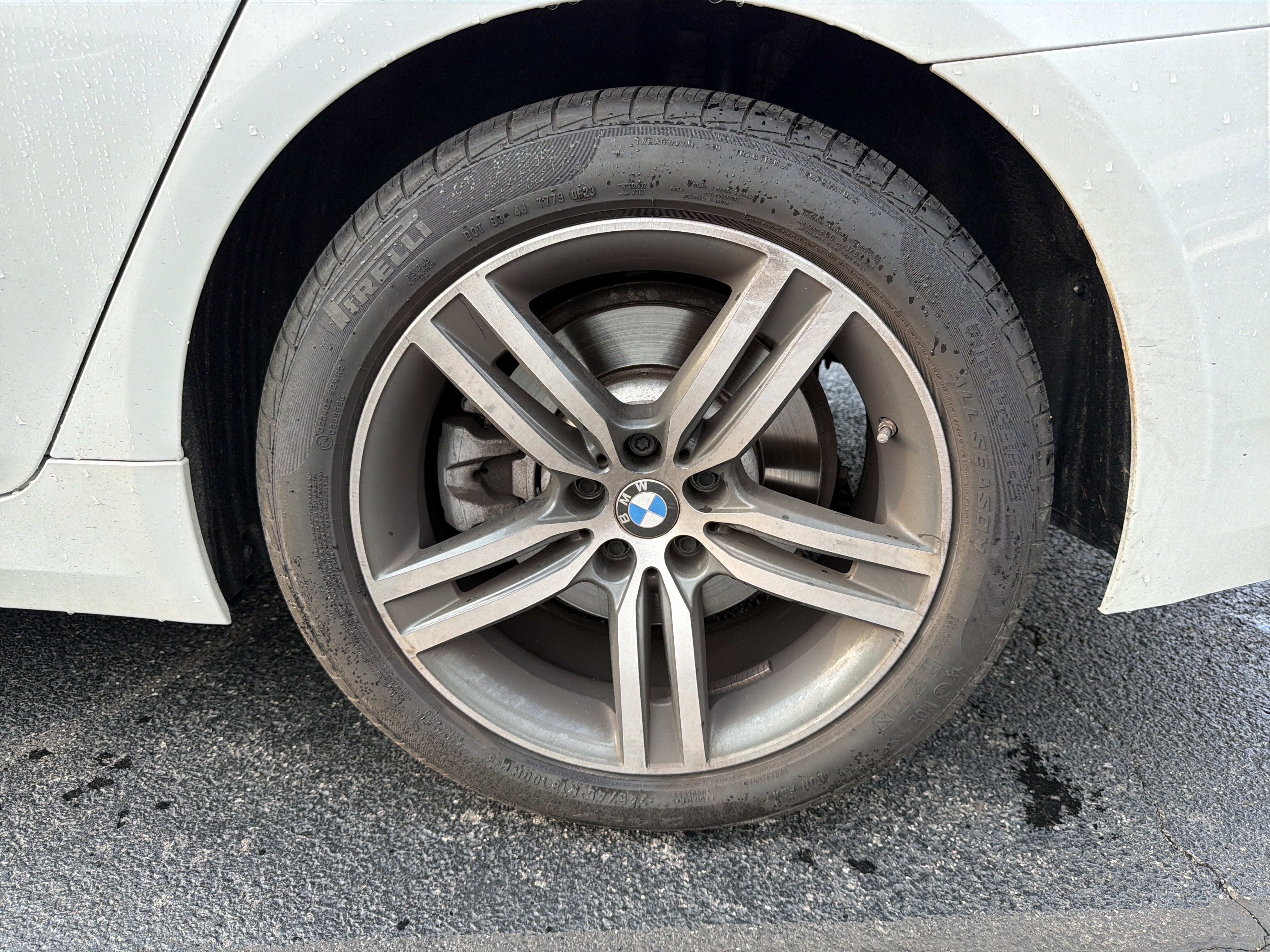 2023 BMW 530 i xDrive