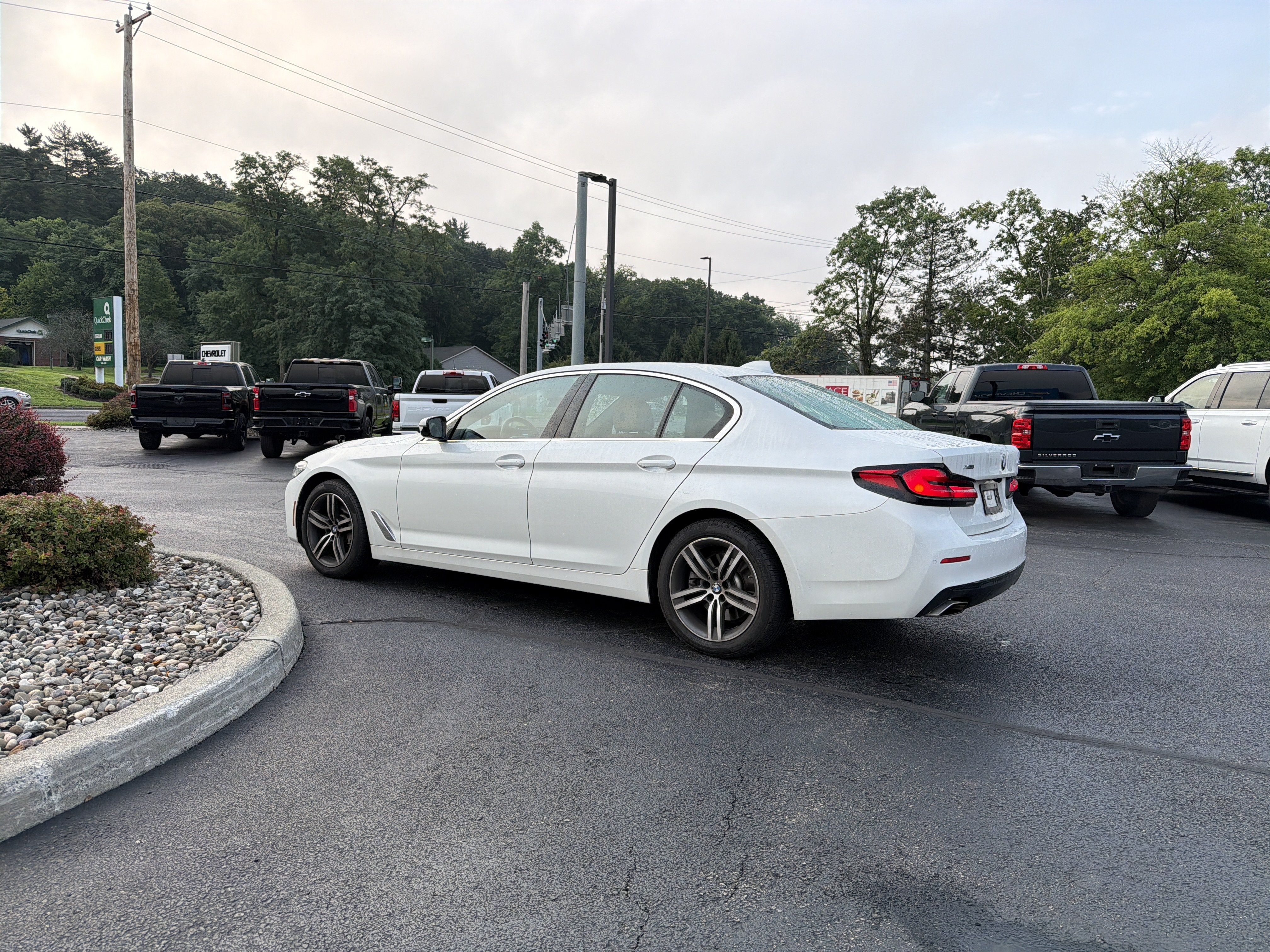 2023 BMW 530 i xDrive